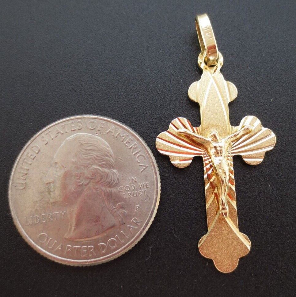 14K YG CROSS PENDANT 20.30 MM X 44.31 MM 3.17 grams (AI-1903)
