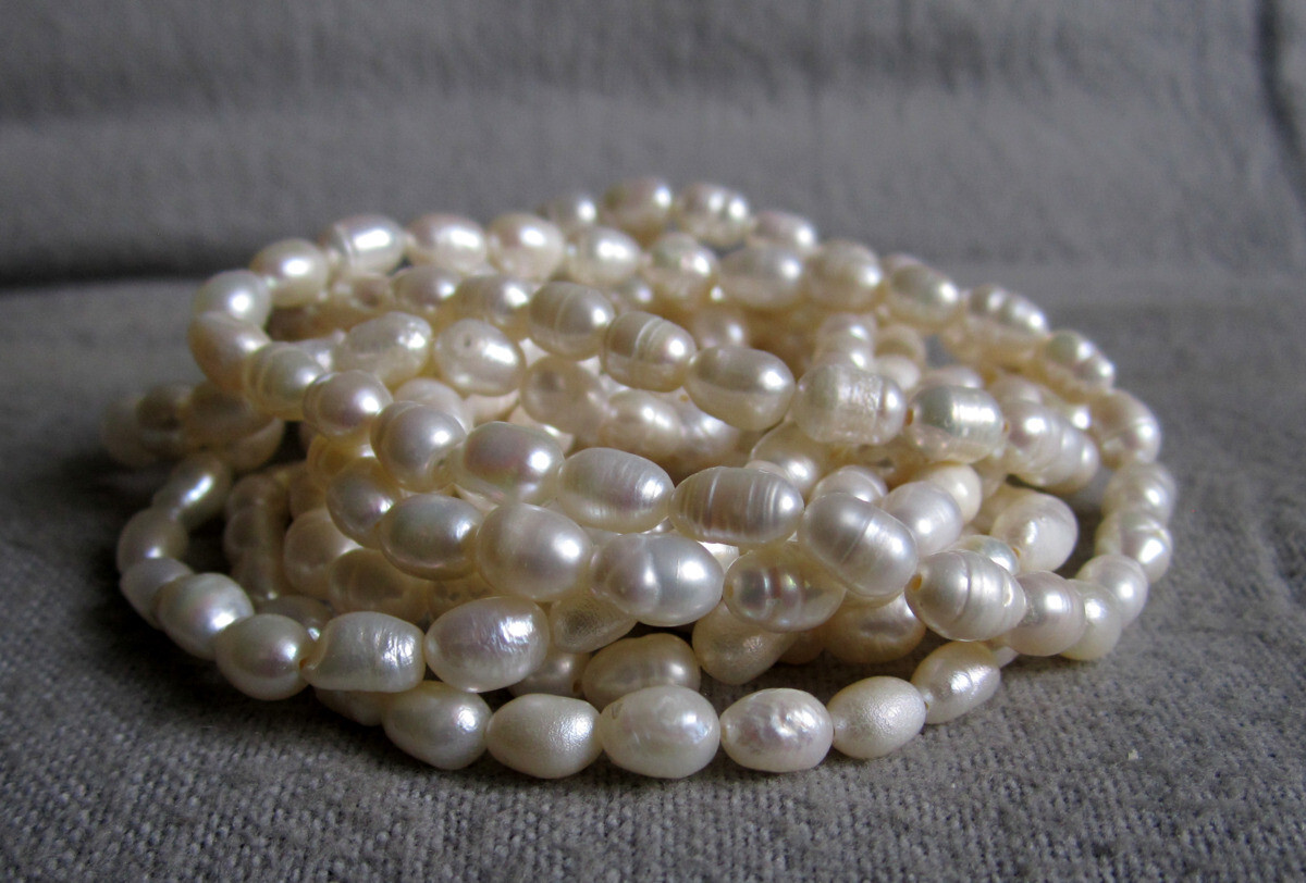 Freshwater Cultured Pearl Bracelet Cream Colour For Arm Widths Approx 15-20cm