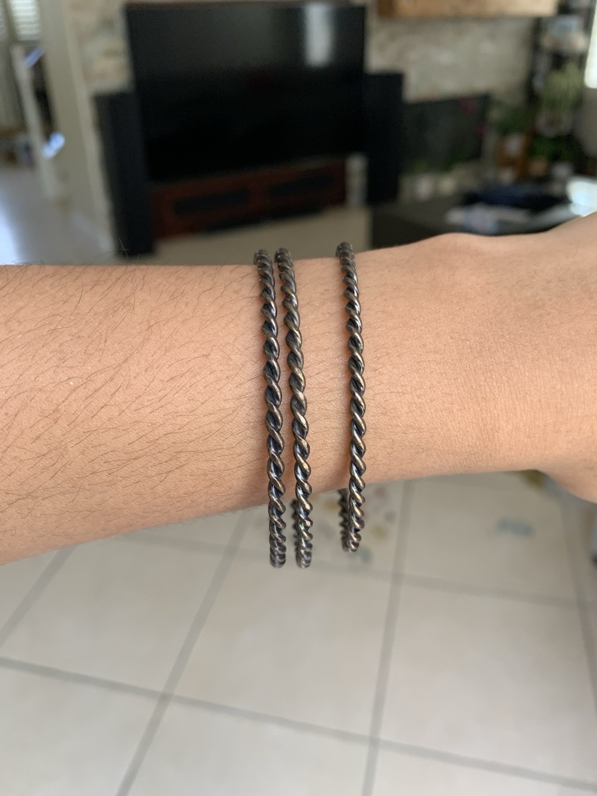 Women’s Fashion Jewelry Mixed Lot 8pc Bracelets, Bangles, Ring, and Locket