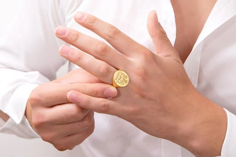 Coat of Arms Ring, Family Crest Rings, Custom Signet Ring, Crest Signet Ring