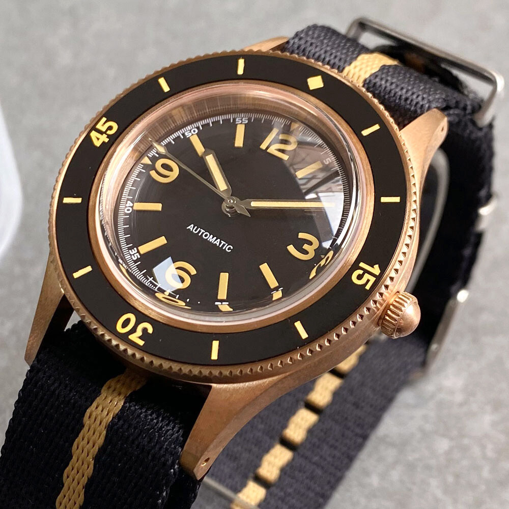 40mm 50-Fathoms Retro CUSN8 Solid Bronze NH35 Dress Men Watch Sapphire 20Bar