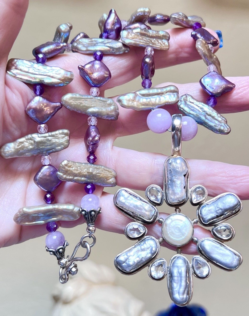 BEAUTIFUL Sterling Silver Purple, Blue, Silver Lustrous Pearl & Zircon Necklace