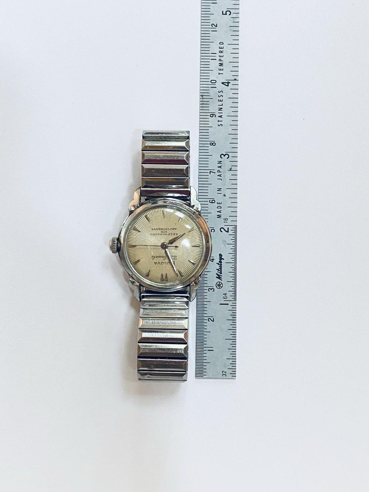 Vintage Bulova Mens 23 Jewel Self-Winding Six Adjust Automatic 32mm Wristwatch