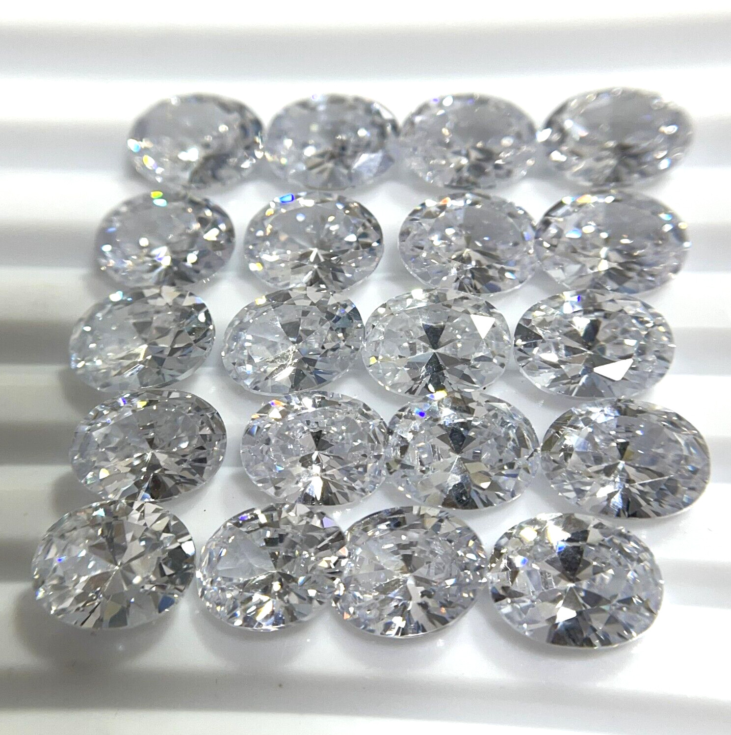 10 Pcs Lot White Color Cubic Zirconia Faceted High Quality Gemstones 10×8 mm