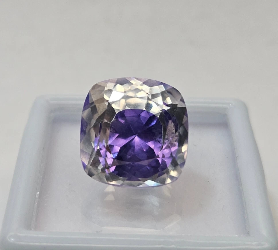 Natural Pitambari Sapphire Cushion Cut 13.20 Ct Loose PK Gemstone Certified