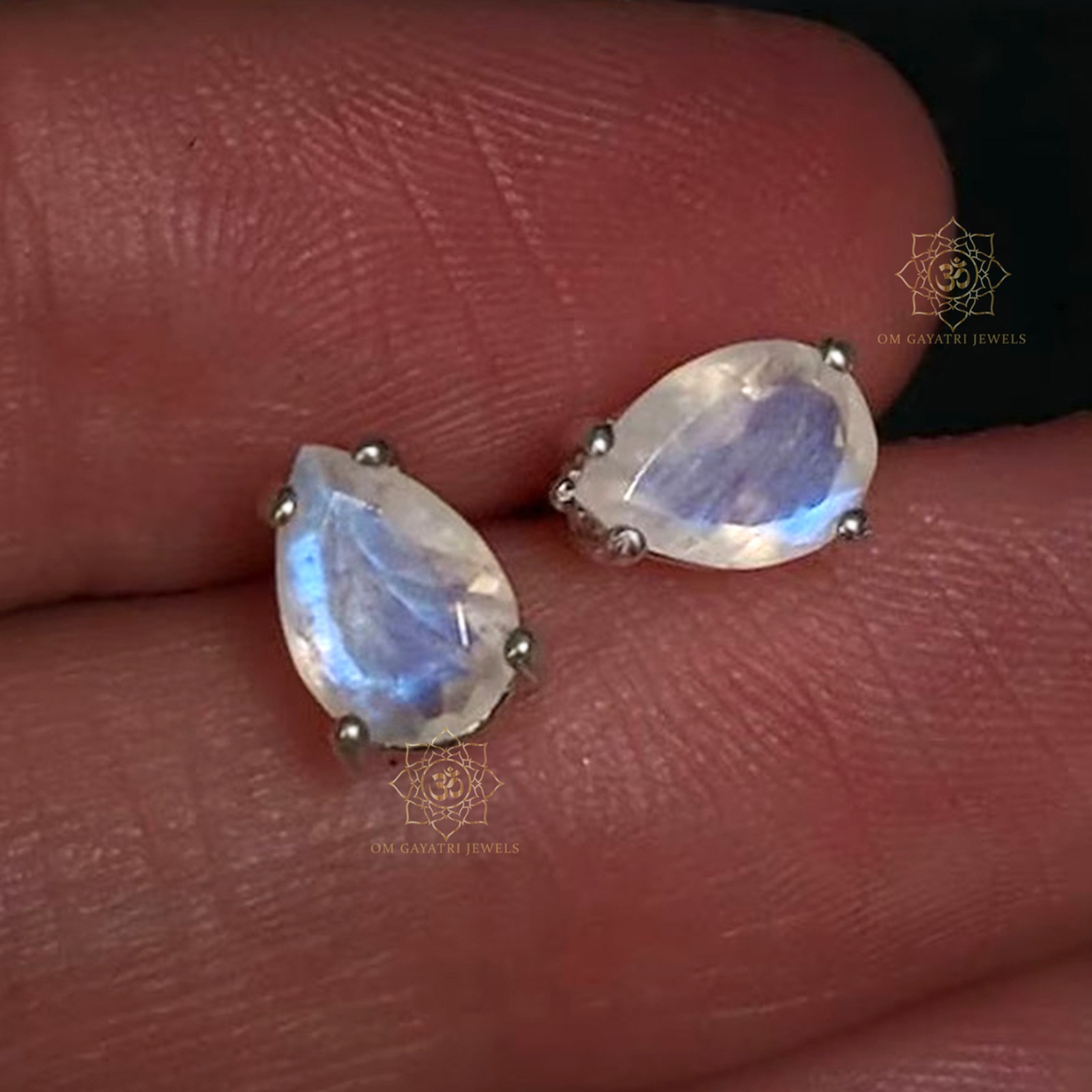 Natural Pear Moonstone Stud Earrings 925 Streling Silver Handmade Jewelry 7x9MM