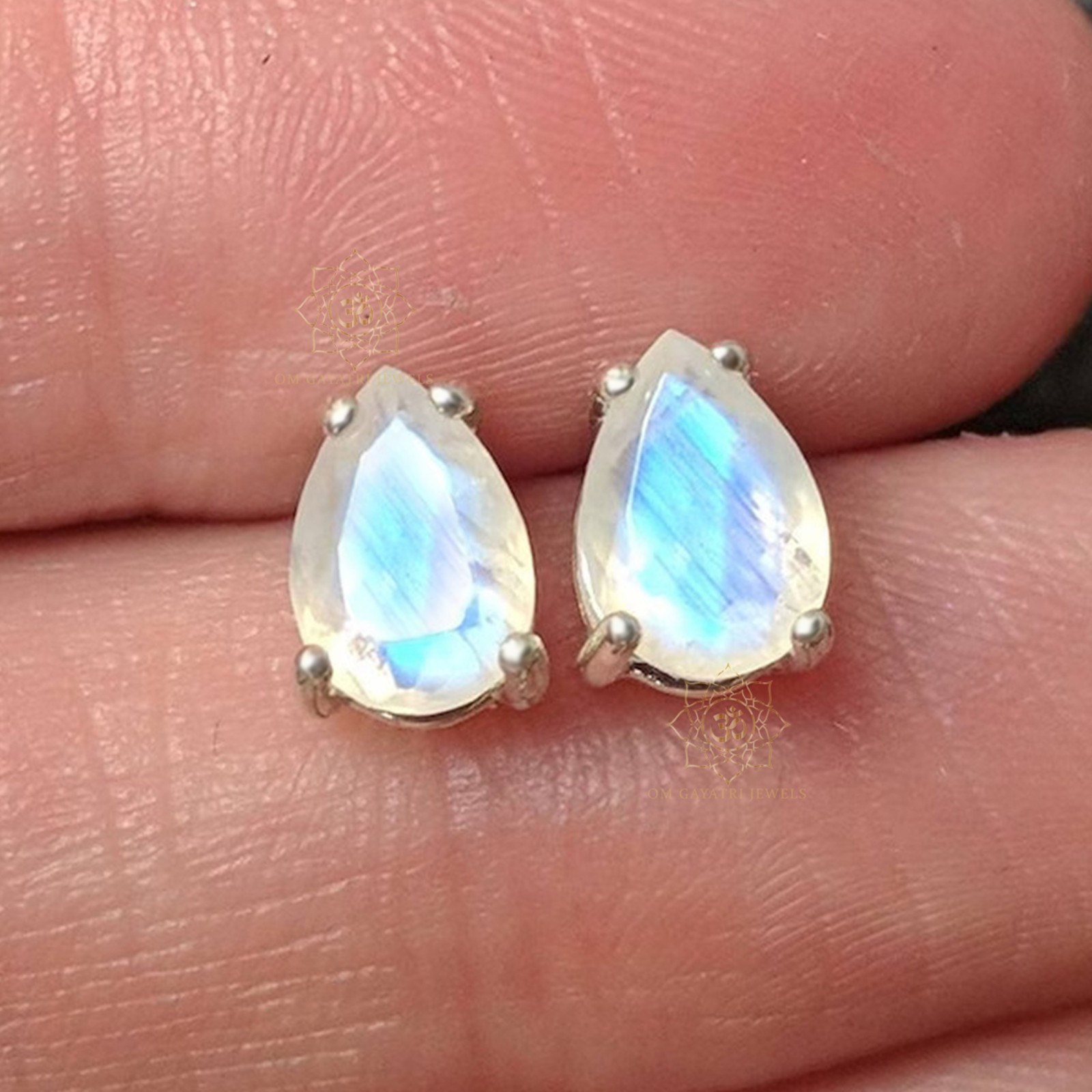 Natural Pear Moonstone Stud Earrings 925 Streling Silver Handmade Jewelry 7x9MM