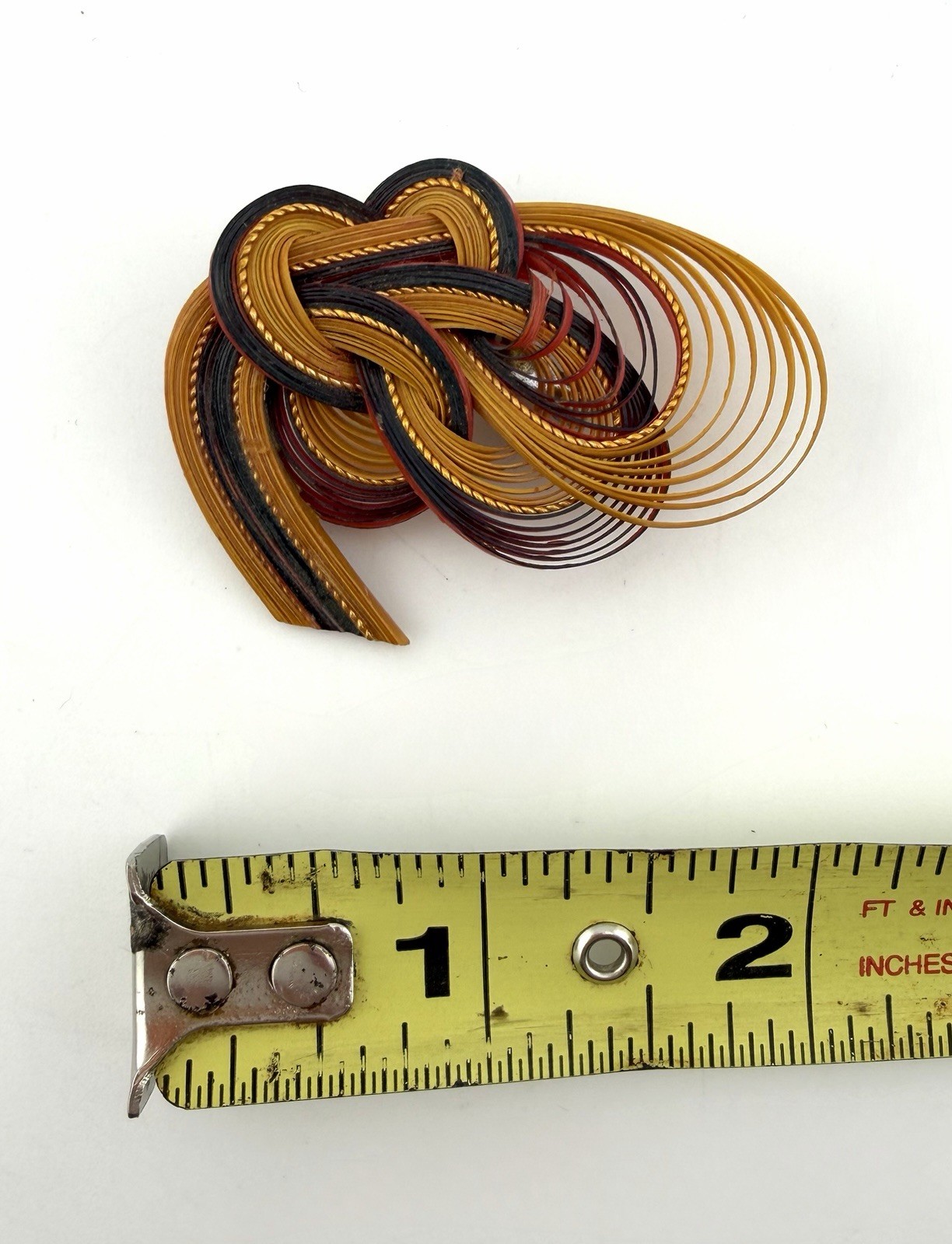 Vintage Bamboo Quilled Brooch Twisted Knot Black Tan Red 2″ Retro 60’s – 70’s