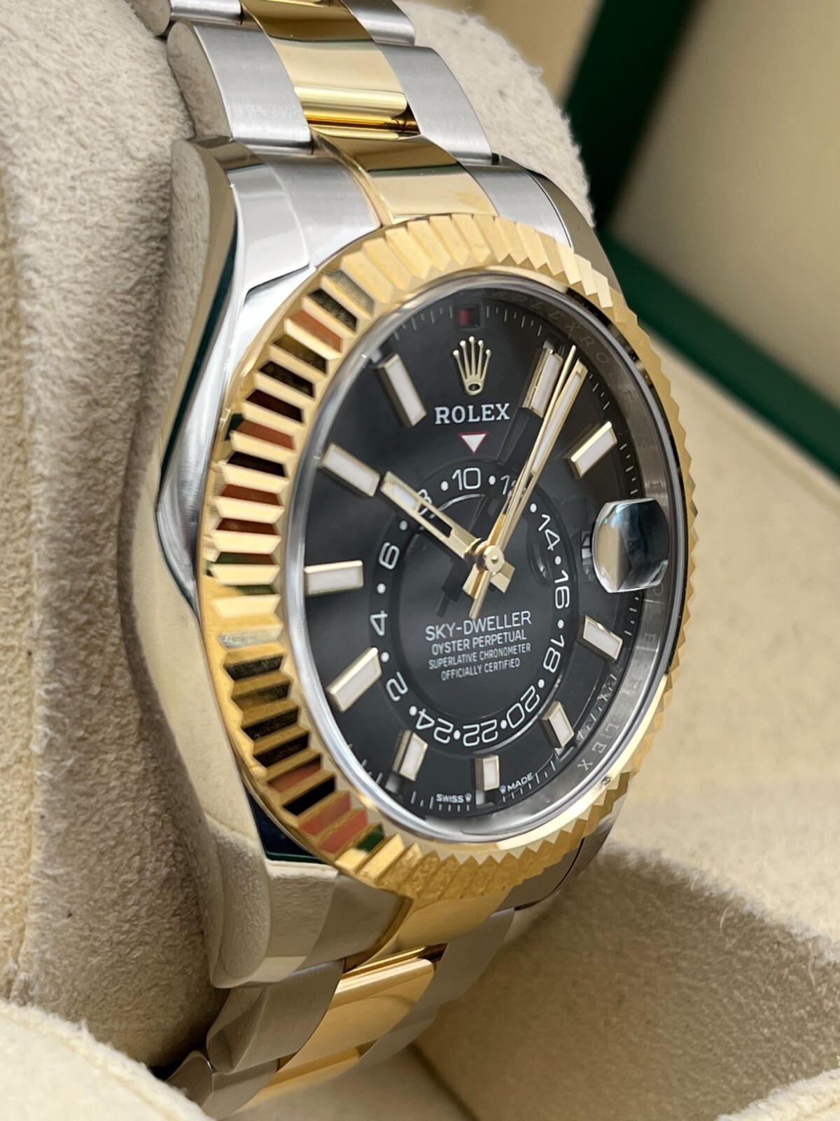 Rolex Sky-Dweller Black Dial Two Tone Oyster Bracelet 336933 Pre-Owned 2023