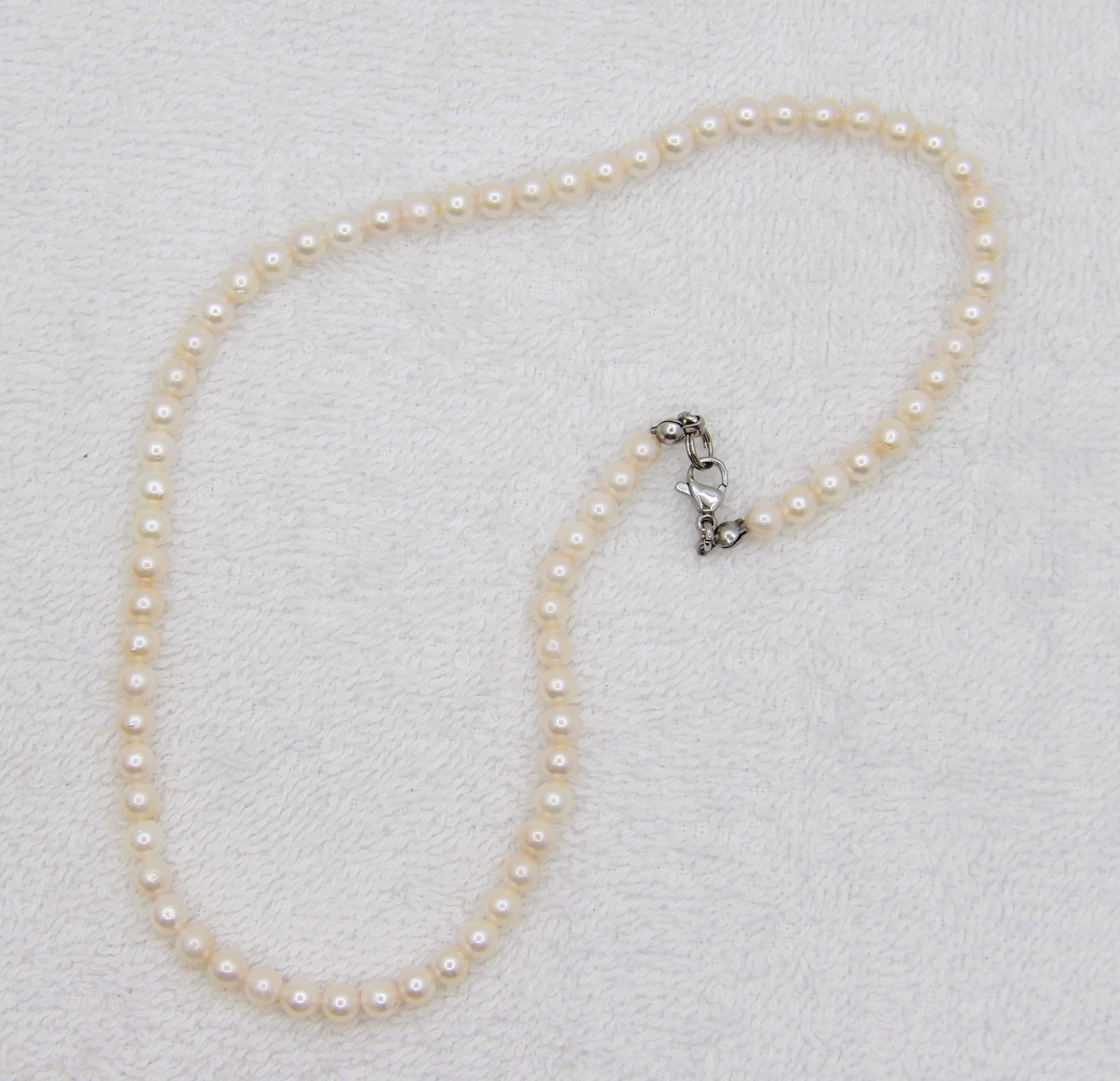 15″ inches White Akoya Near Round Genuine Pearl Necklace Woman Jewelry NK826