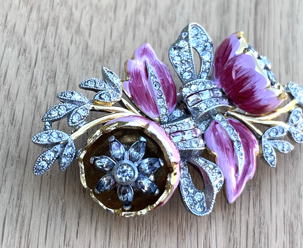 Antique Coro Pink Enamel Flower Trembler Quivering Camellias Duette Brooch Clip