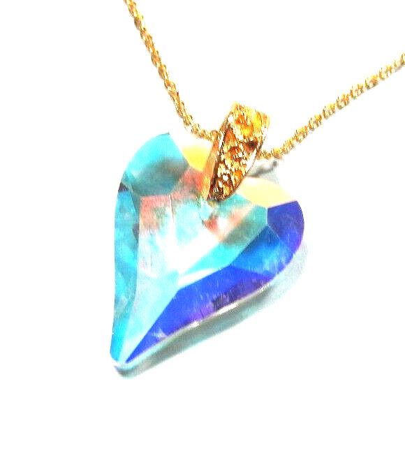Women’s Clear Crystal Heart Pendant 20″ Gold Tone Chain Necklace – NWOT (#3372)