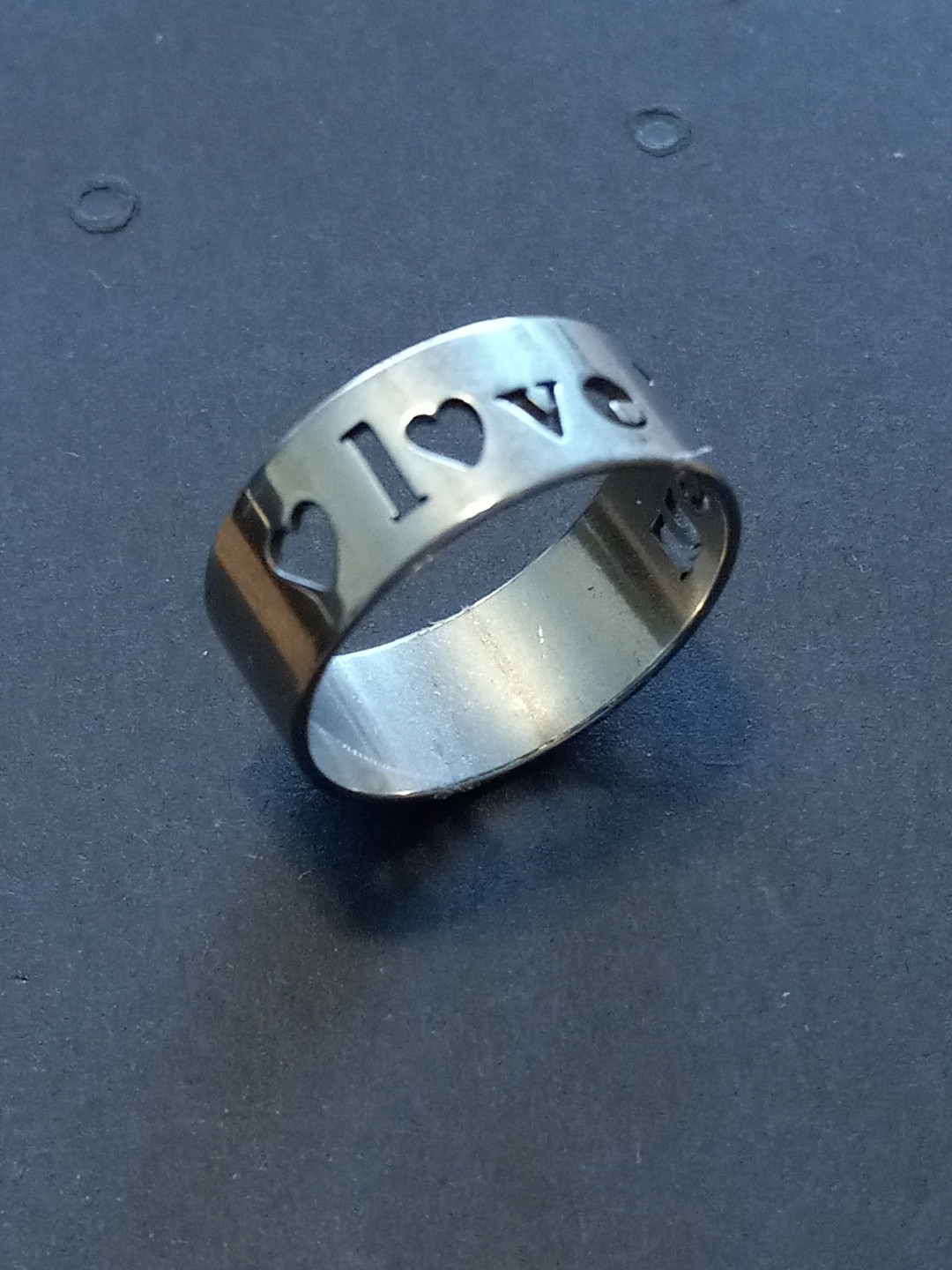 Stainless Steel Fashion Ring – Stamped Love You. 7mm Wide. Size 5.5 (B20)