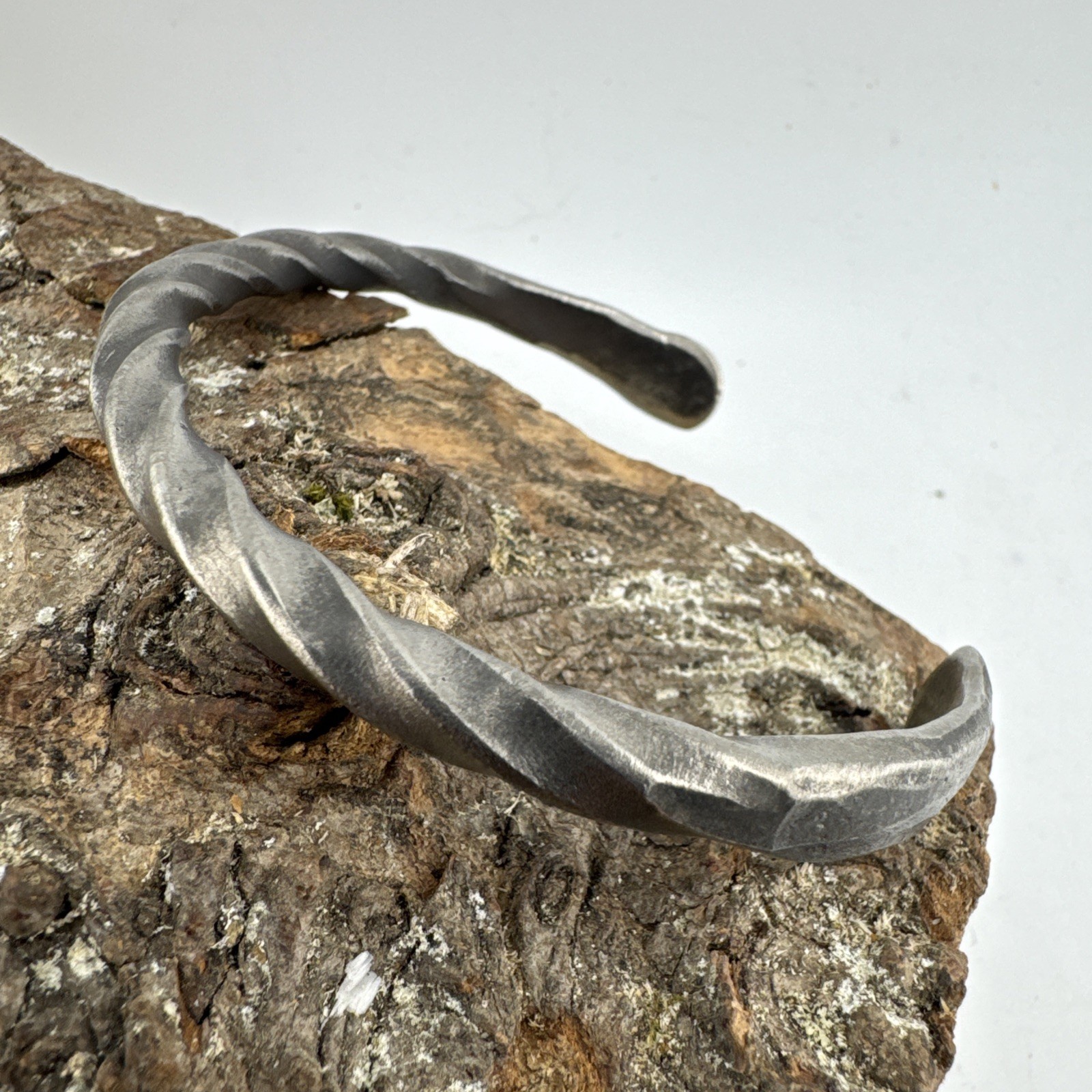 Oath ring XXL Hand forged Stainless Steel Cuff Bracelet Unisex Free UK Postage