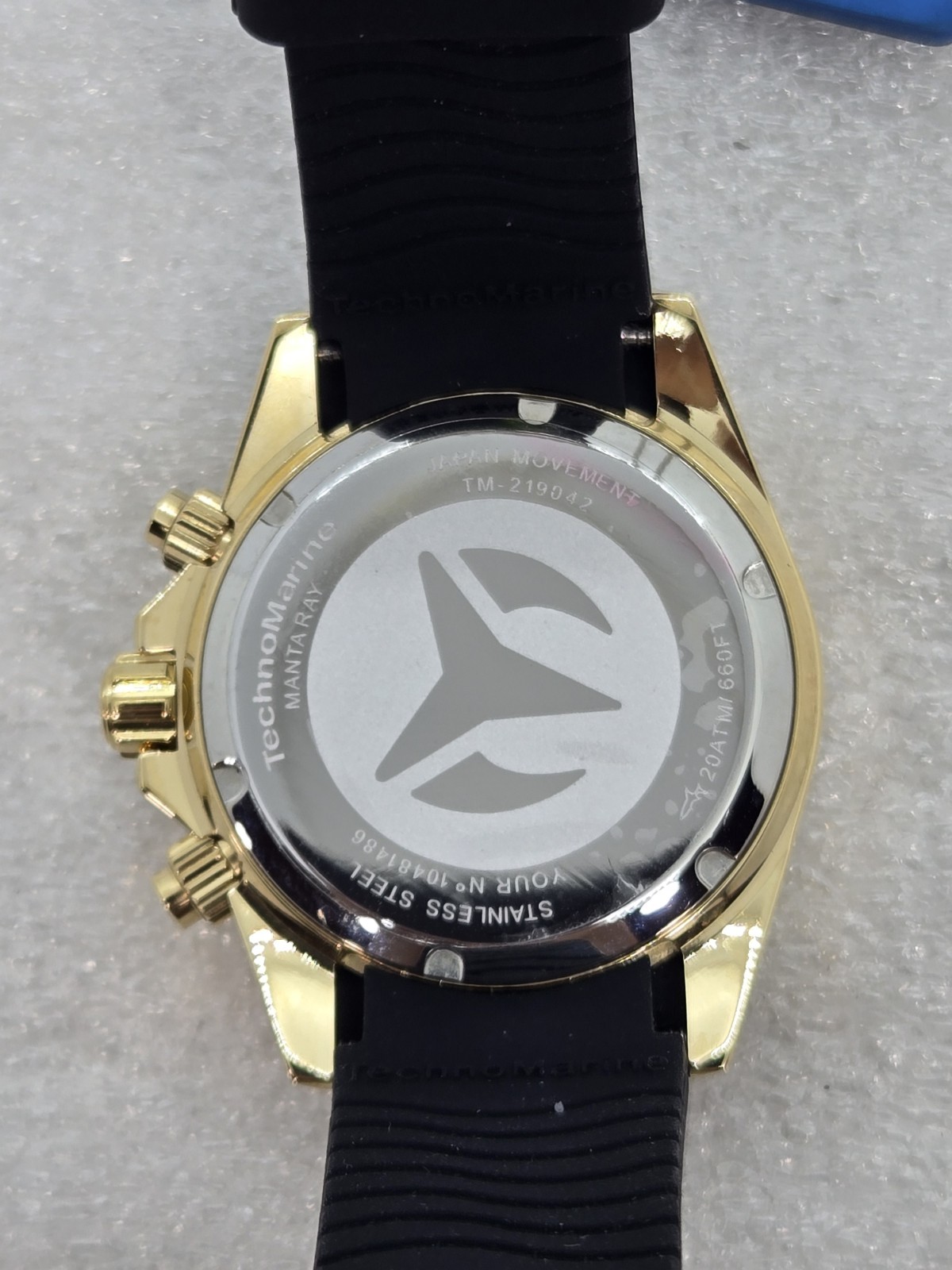 TechnoMarine Manta Ray TM-219042 Gold Black Silicone Watch FAST FREE SHIPPING a