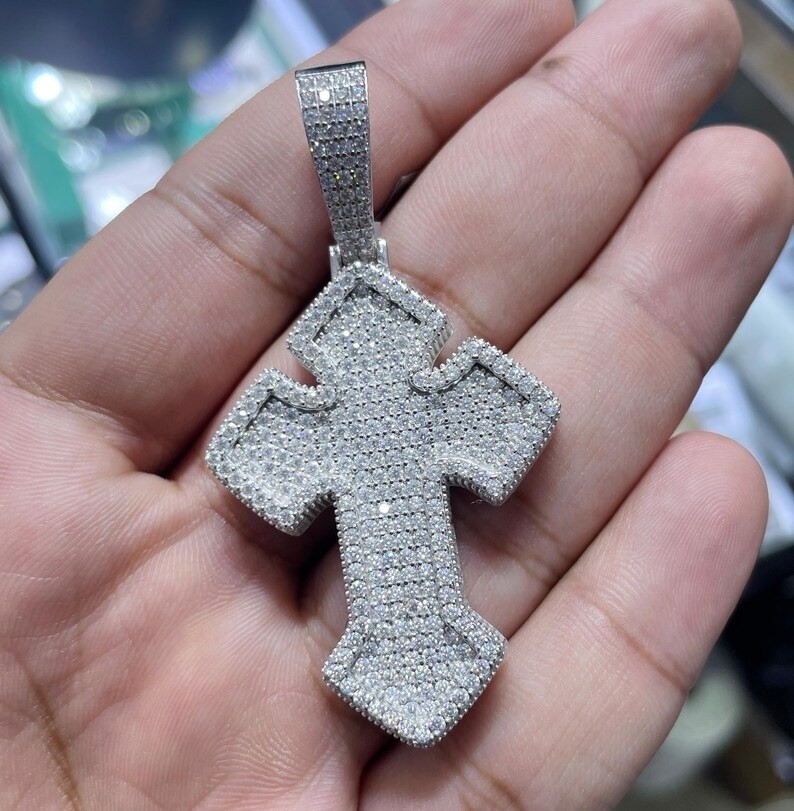 6.71ct Moissanite Iced Out Hip Hop Cross Pendant 925 Silver Custom Jesus Necklac