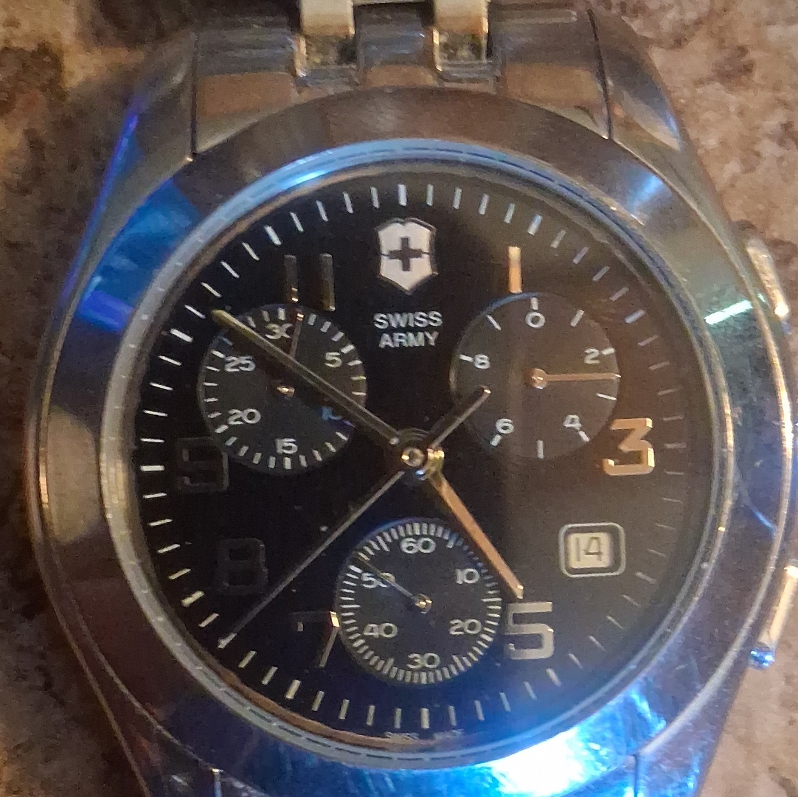 Victorinox Swiss Army Men’s Quartz Chronograph Black Dial Date 40mm SS