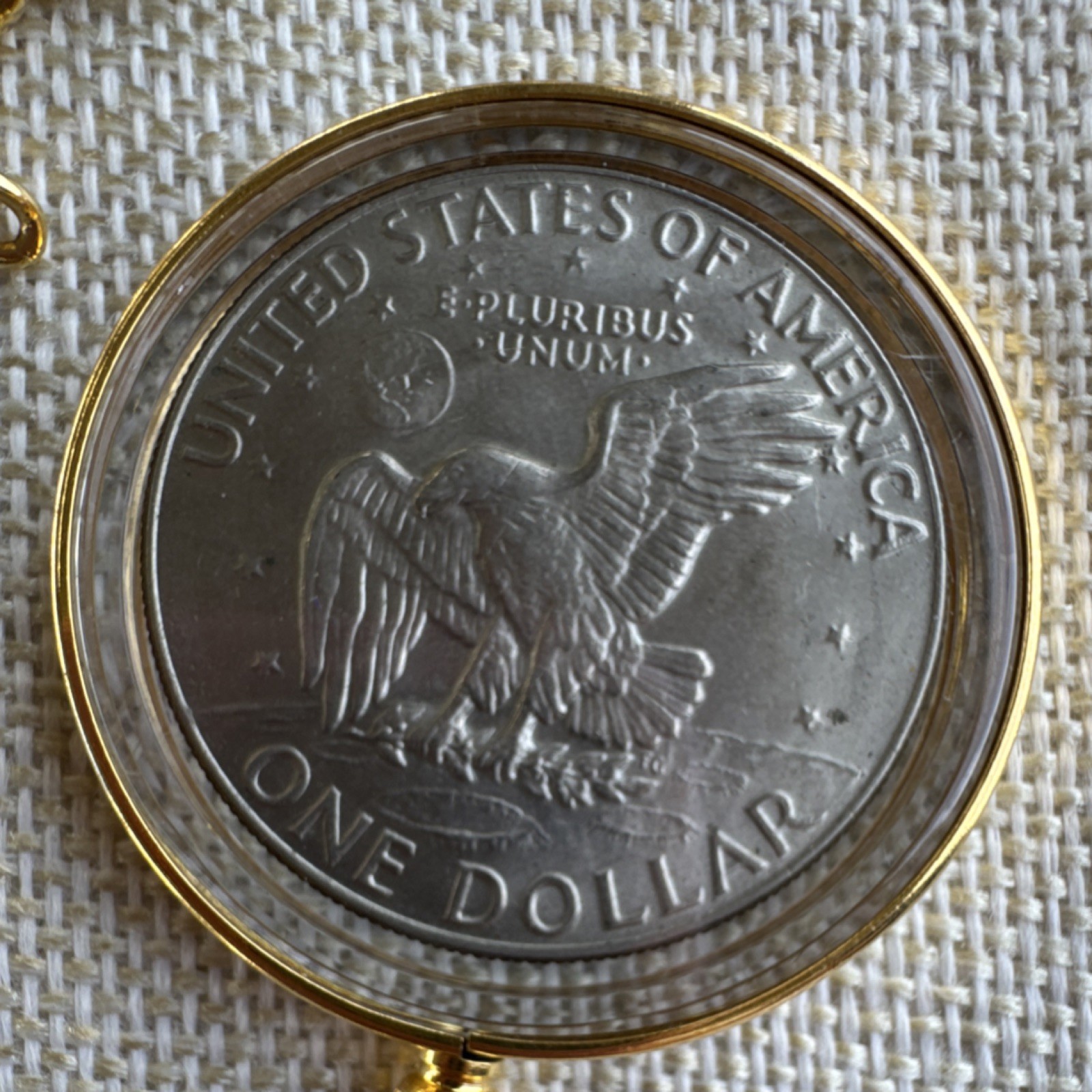 1974 Eisenhower $1 Coin Pendant Necklace Gold Tone Cable Chain Round
