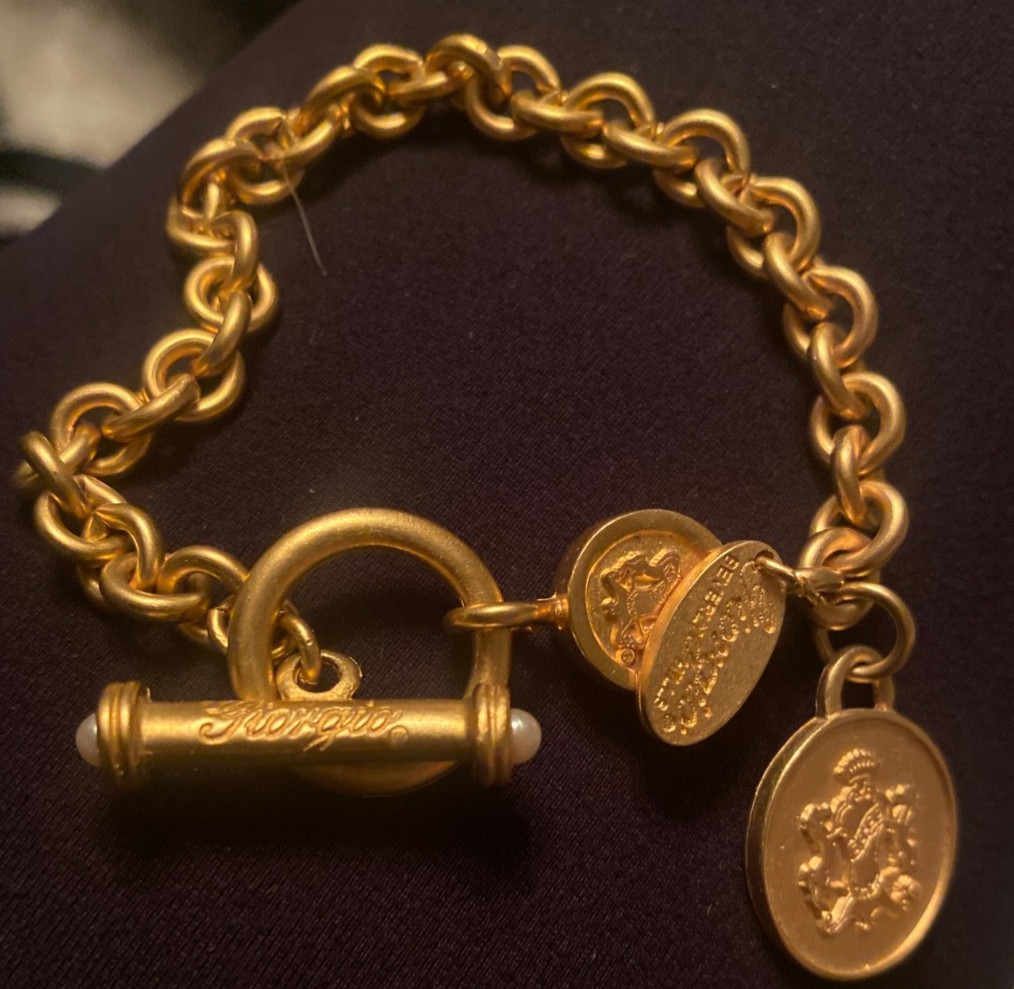 Vintage Giorgio Beverly Hills Gold Pearl Charm Bracelet. VTG 70’s 80’s 90’s