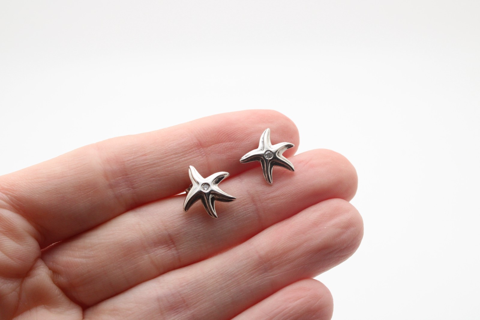 925 Sterling Silver Starfish Clear Stone Bezel Set Stone 13.25mm Stud Earrings