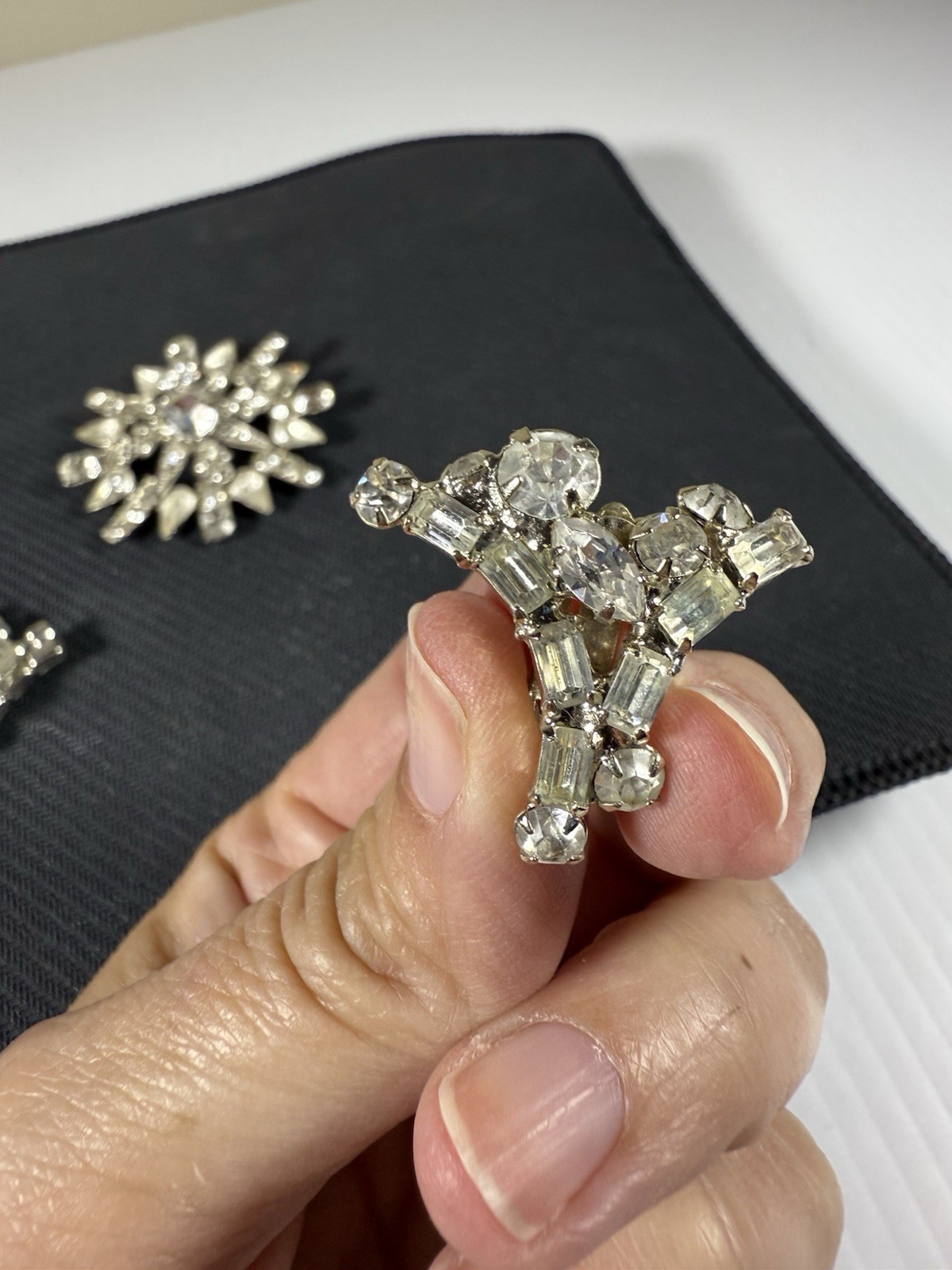 Vintage 50-60s Snowflake Atomic Starburst Brooch & Clip Earrings Set Rhinestones