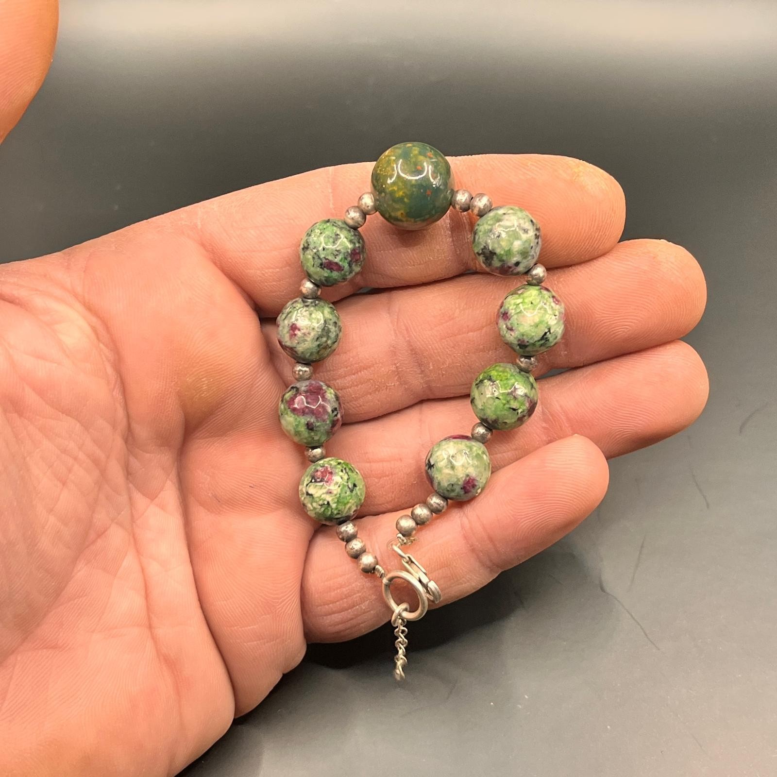 Vintage Ruby in Zoisite Beaded Bracelet Silver Tone Accent Beads Gemstone