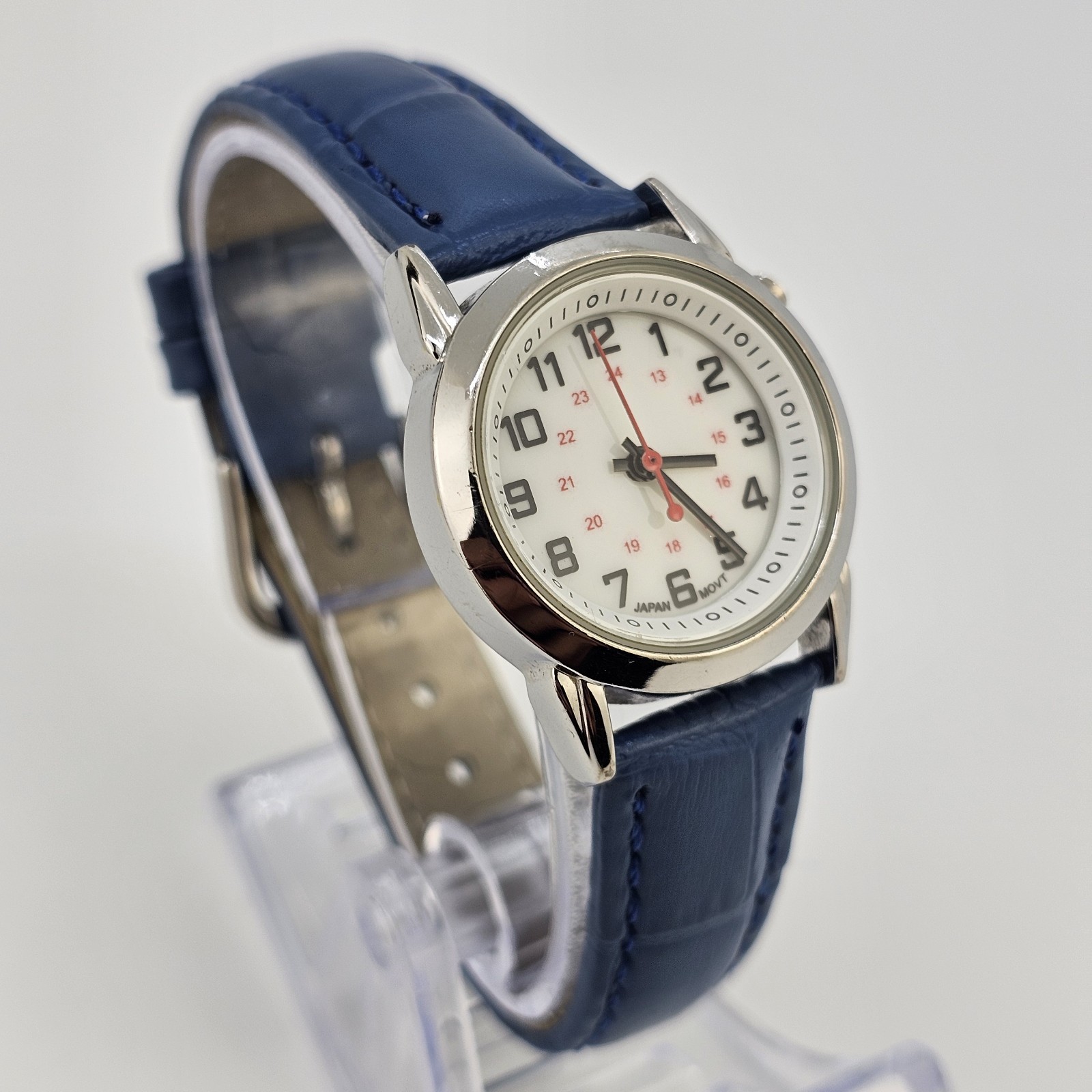 28MM Women Watch White Dial New Blue Leather Bands New Battery LIGHT NOT WORKING