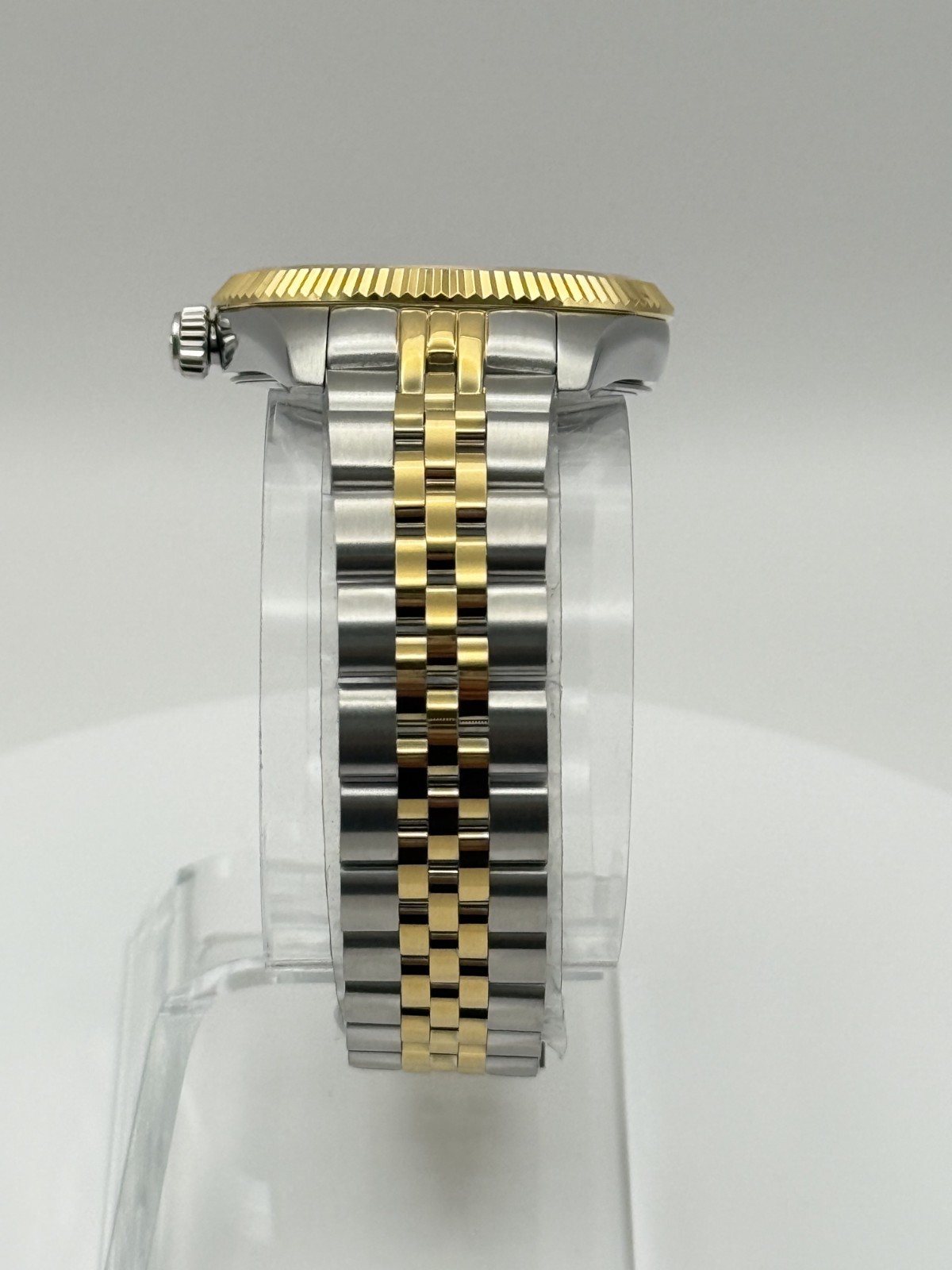 Tissot Ballade Quartz Silver Dial Ladies 34mm. Watch T1562102203100