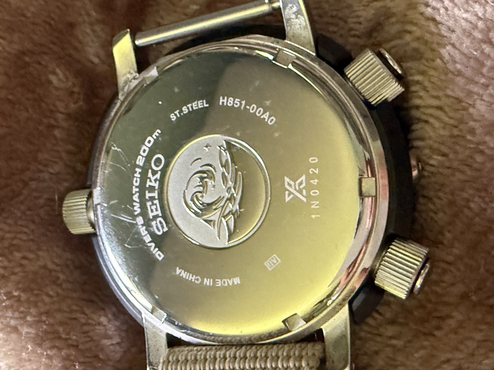 Seiko Solar Quartz Diver 200m Analog/Digital 45mm Beige Nylon Strap Not Tested