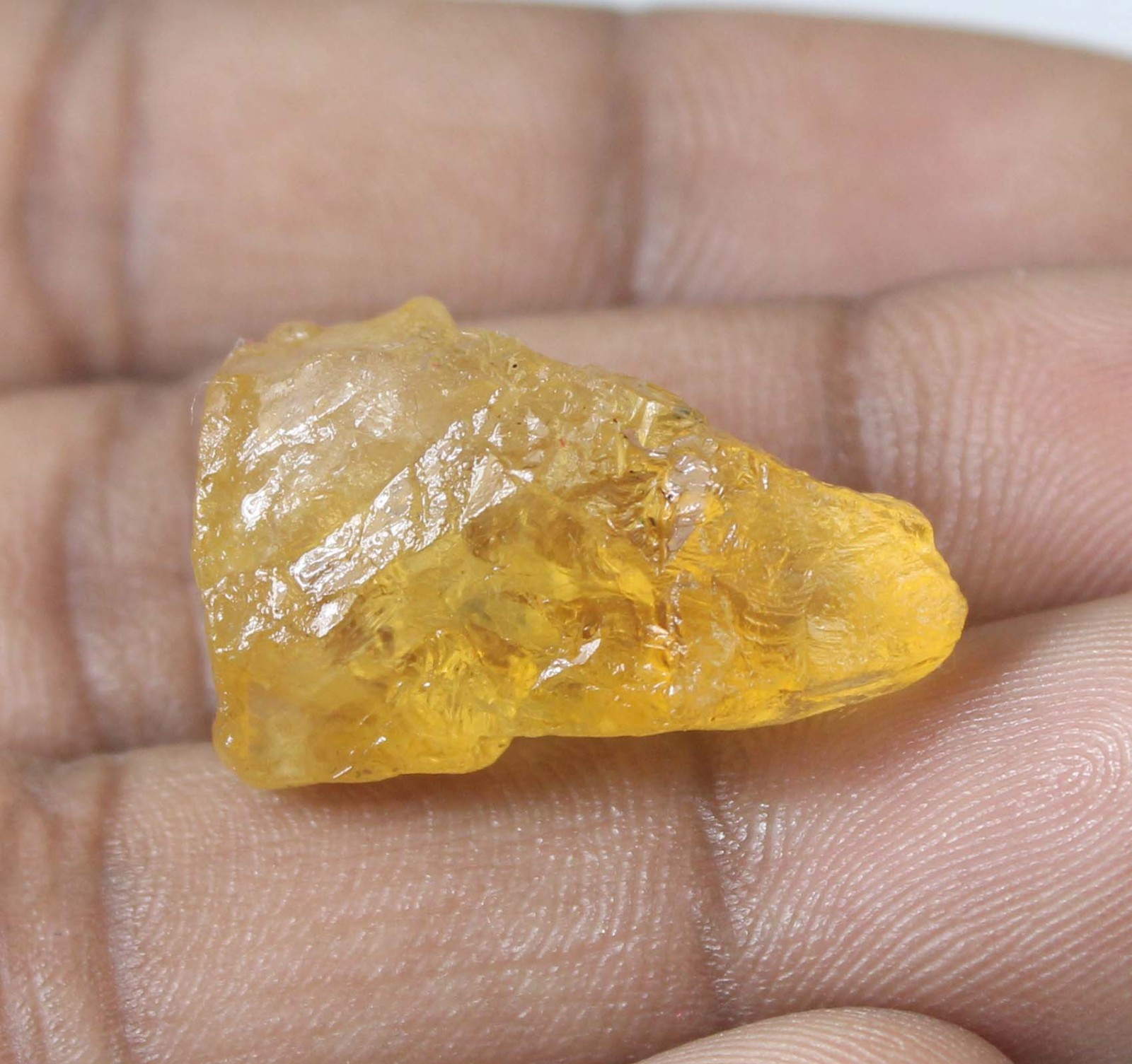 Natural 26.75 Ct Yellow Grossular Garnet Gemstone Rough Certified T37066
