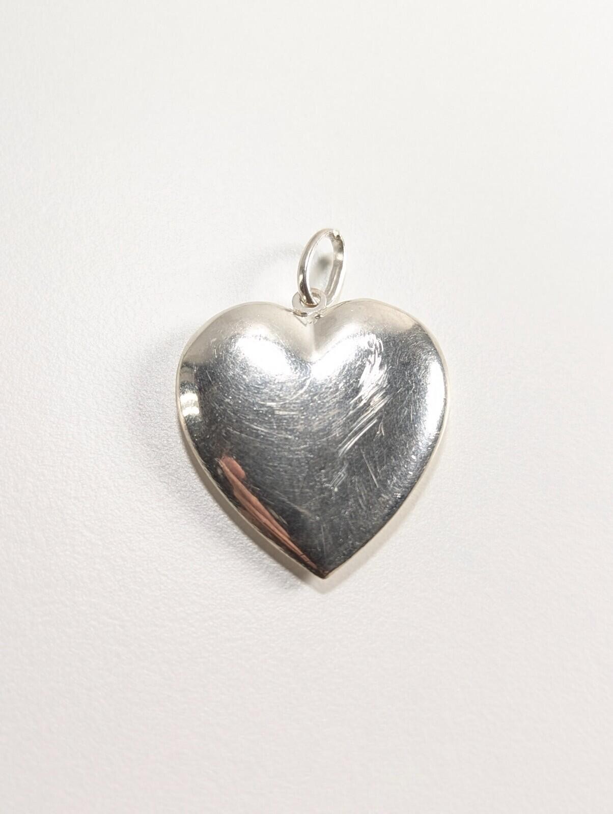 Sterling Silver Pendant For Neckalce Heart Love 925 Charm “848 M” 7g