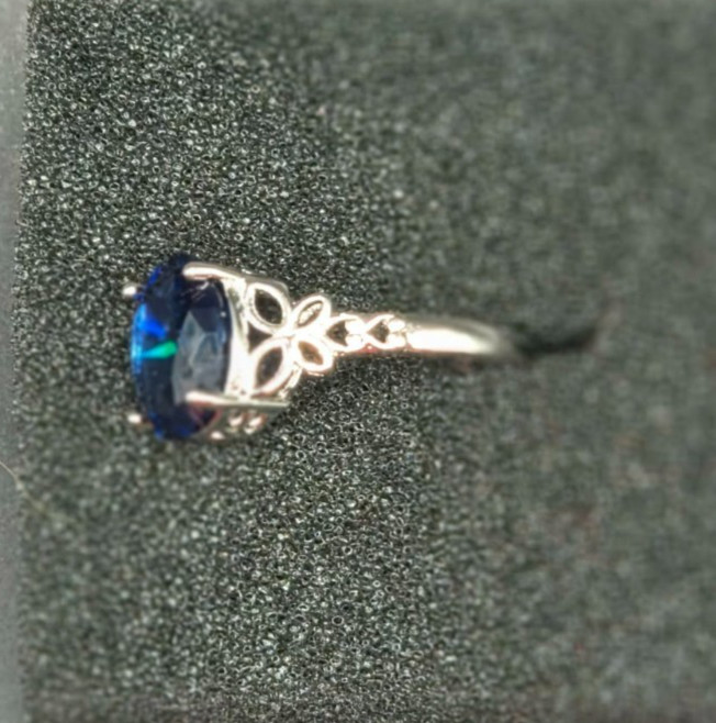 925 Sterling Silver 2.5 to 3.0 Carat Oval Blue Sapphire CZ Cocktail Ring New