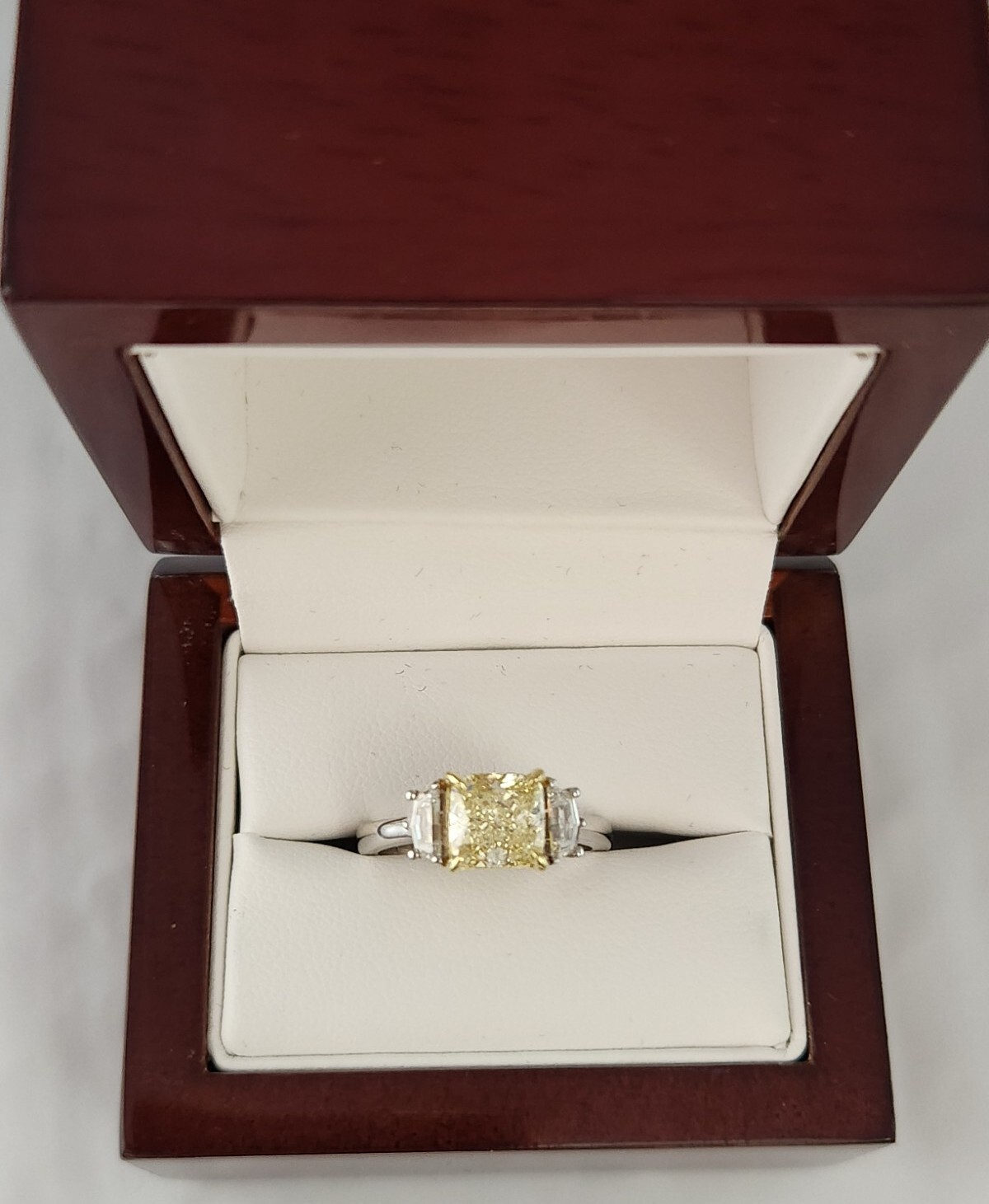 GIA 2.51ct Fancy Light Yellow And White Diamond Engagement Ring 18K