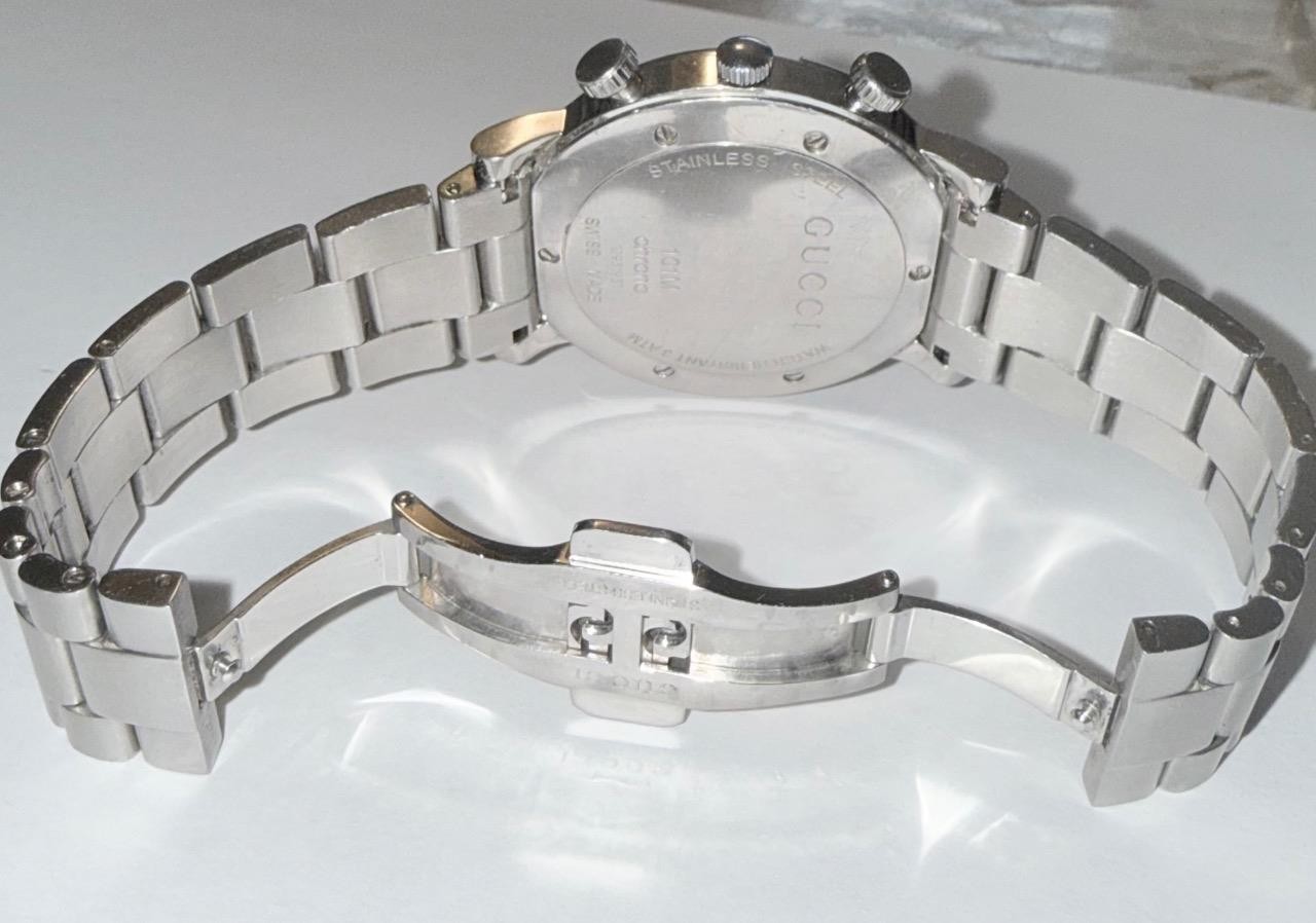 GUCCI MENS 101M CHRONOSCOPE LAB GROWN DIAMOND WATCH (PARTS/REPAIR)