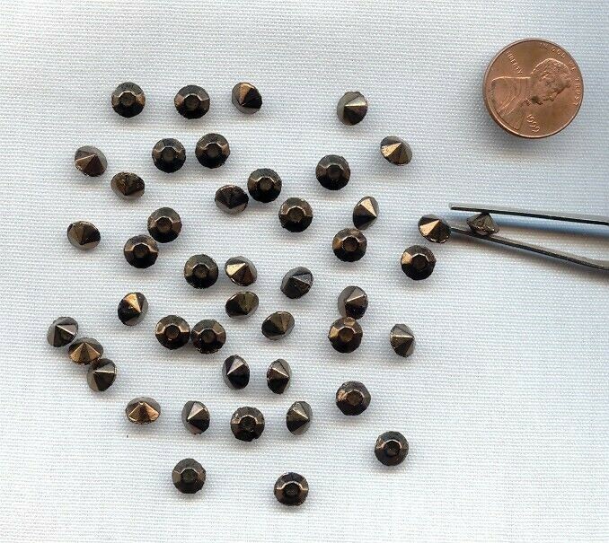 24 VINTAGE WEST GERMAN BRONZE GLASS ROUND 6.5mm. FACETED RHINESTONE GEMS L967