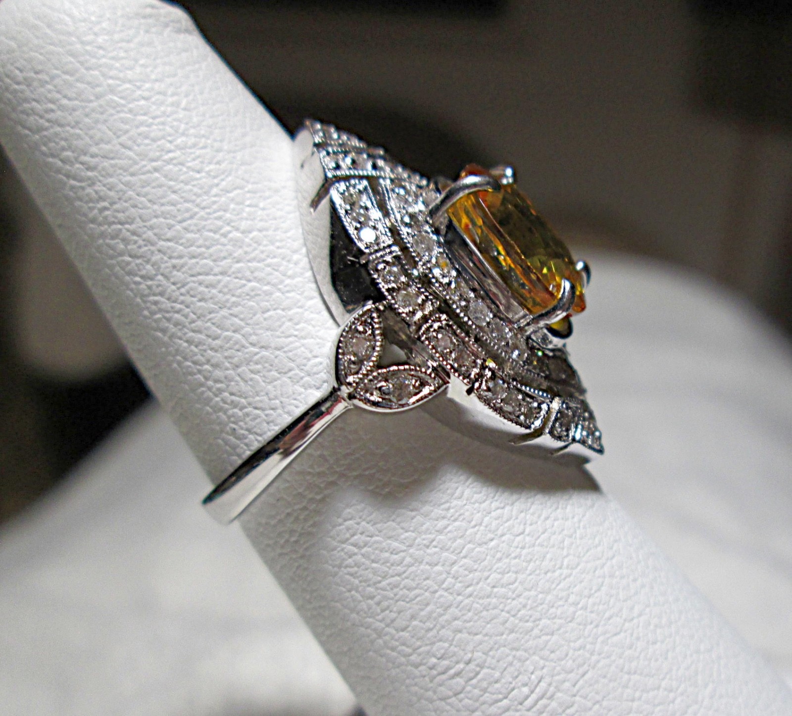 GORGEOUS 18K WG NATURAL SAPPHIRE DIAMOND RING SEPT BIRTHSTONE