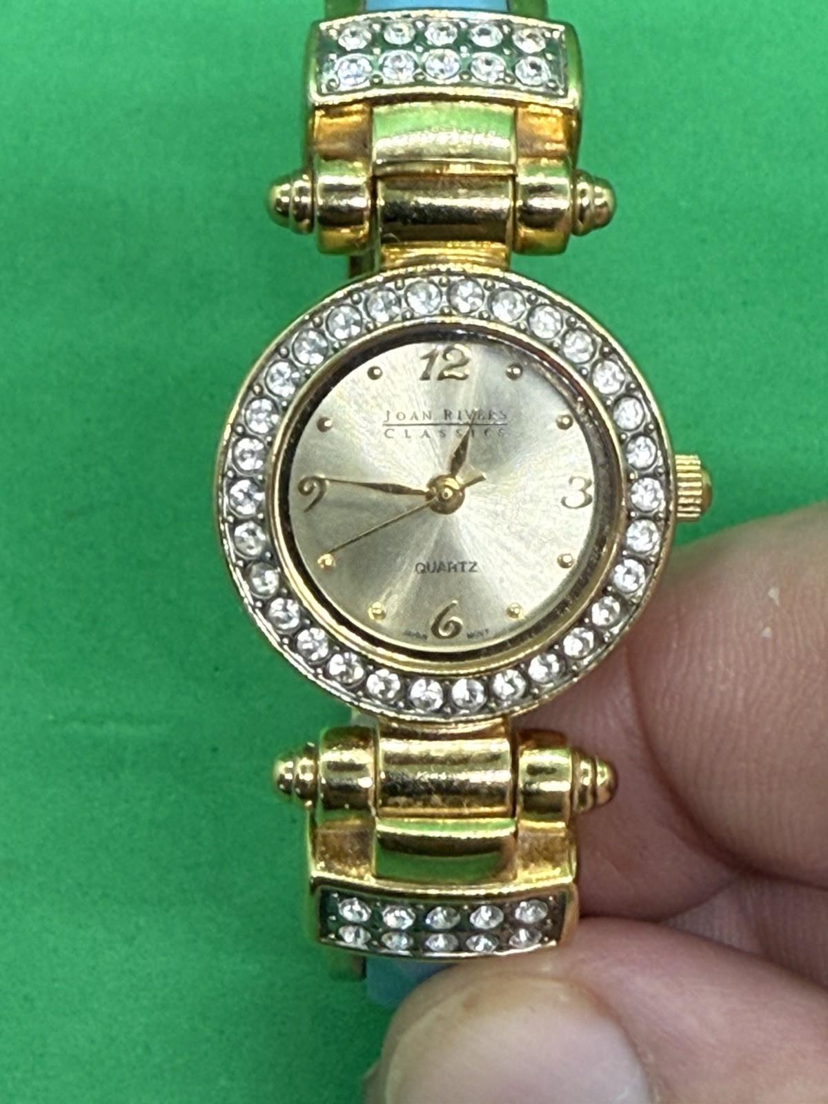 JOAN RIVERS V377 RHINESTONE CLAMPER Blue BANGLE WRIST WATCH Hinged