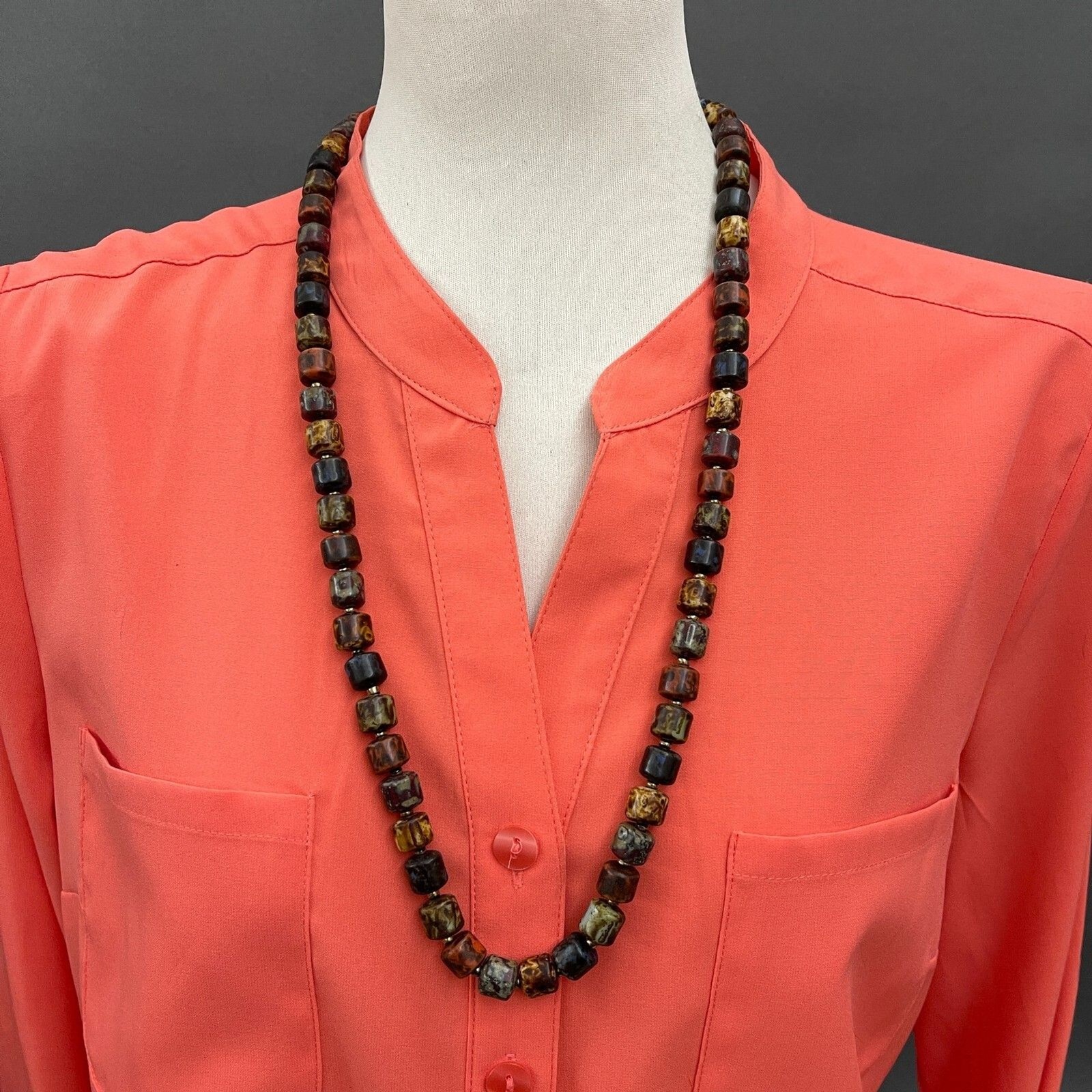 Beaded Beads Blue Brown Green Stones Women’s Fashion Necklace NWOT