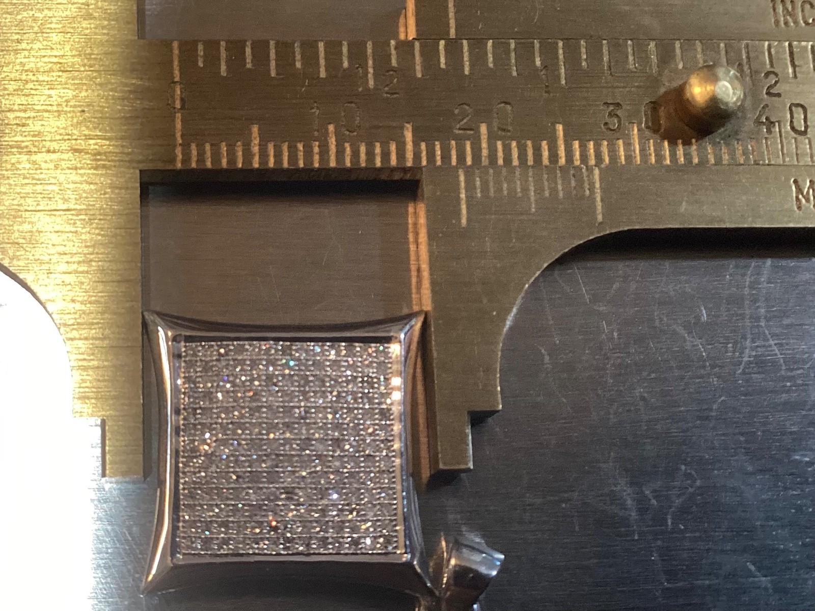 10k White Gold & Diamond Pendant 2.4 Grams
