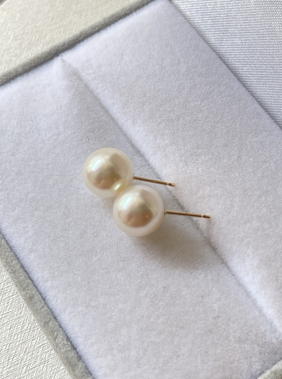 Japanese Akoya Pearl Stud Earrings 9mm Untreated Natural Color K14 Solid Gold