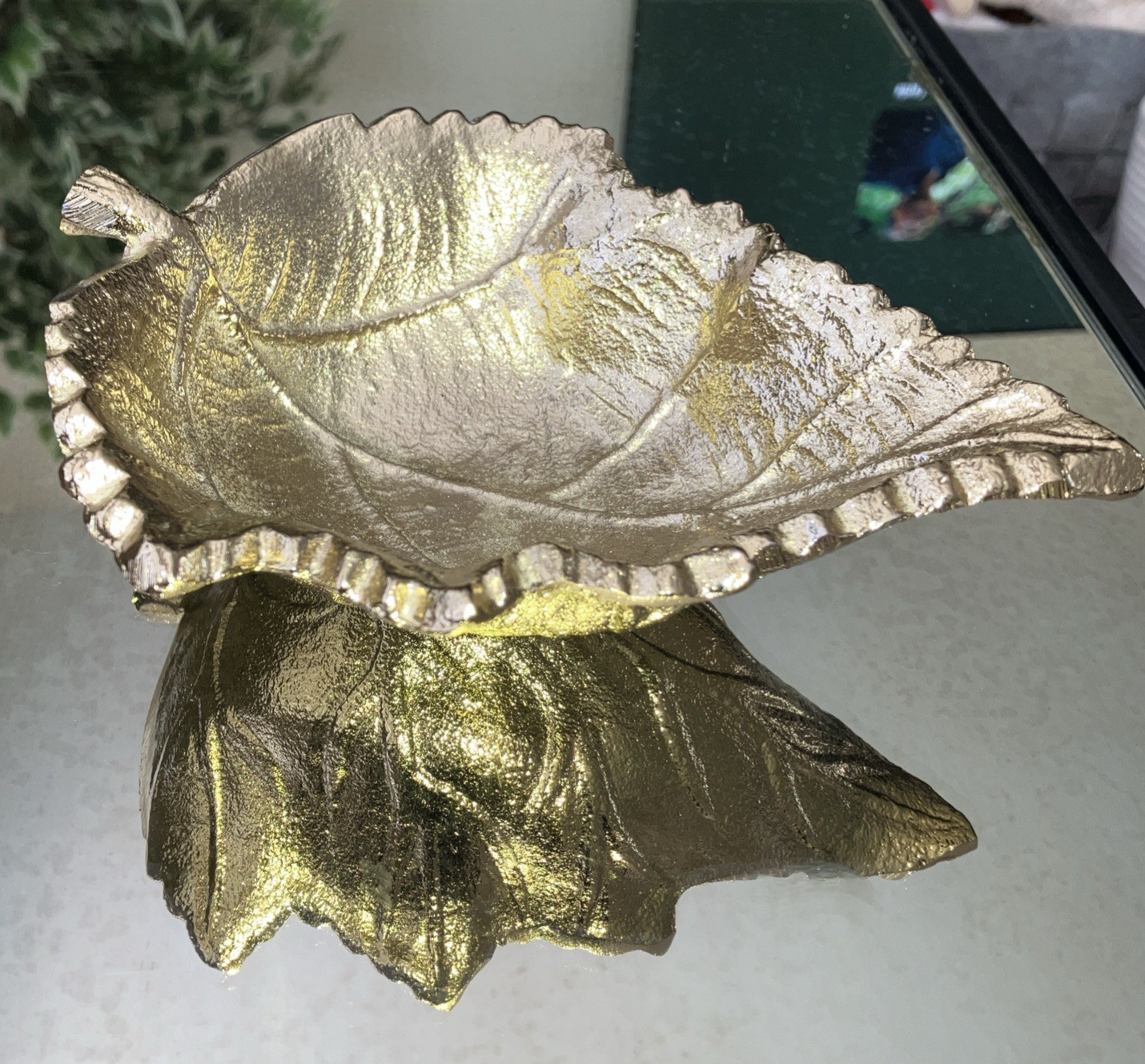 Trinket Dish Small Leaf Shaped Gold Jewelry Organizer Decorative Tray Table Top.