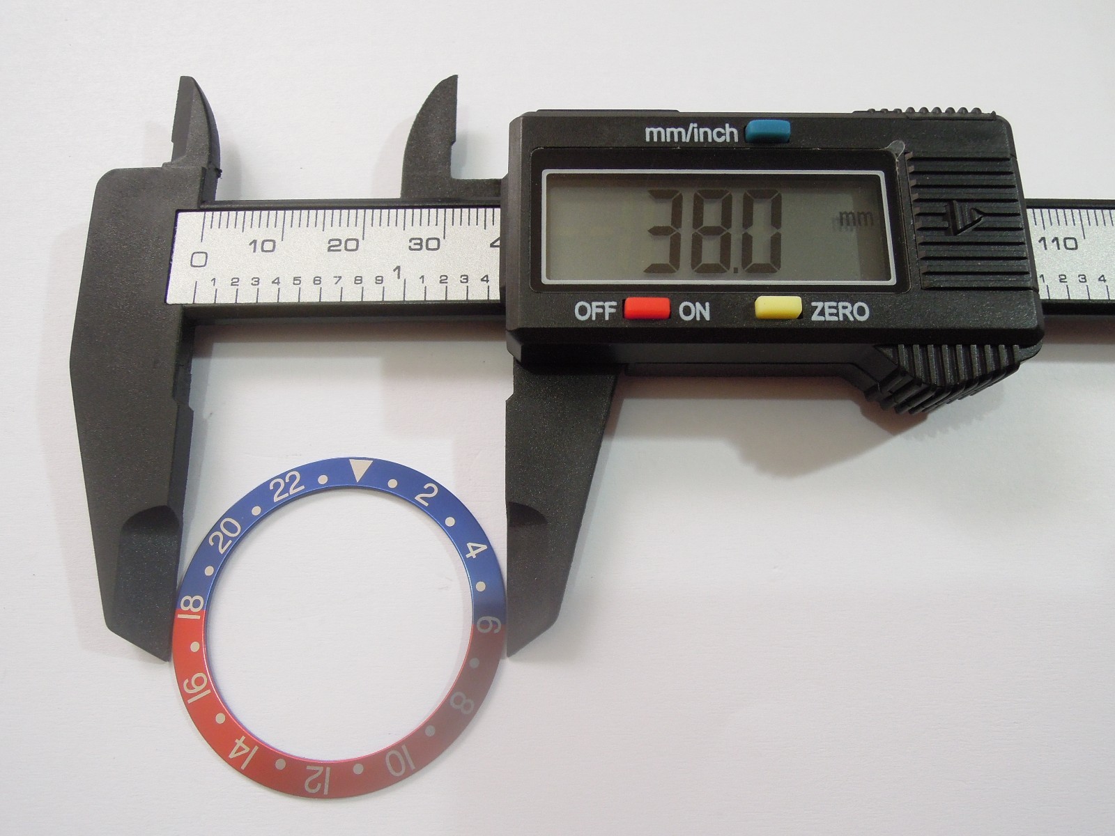 NEW BEZEL INSERT 38MM GMT PEPSI DIVERS LARGE 10BAR SKX031-033 (7S26-0040)
