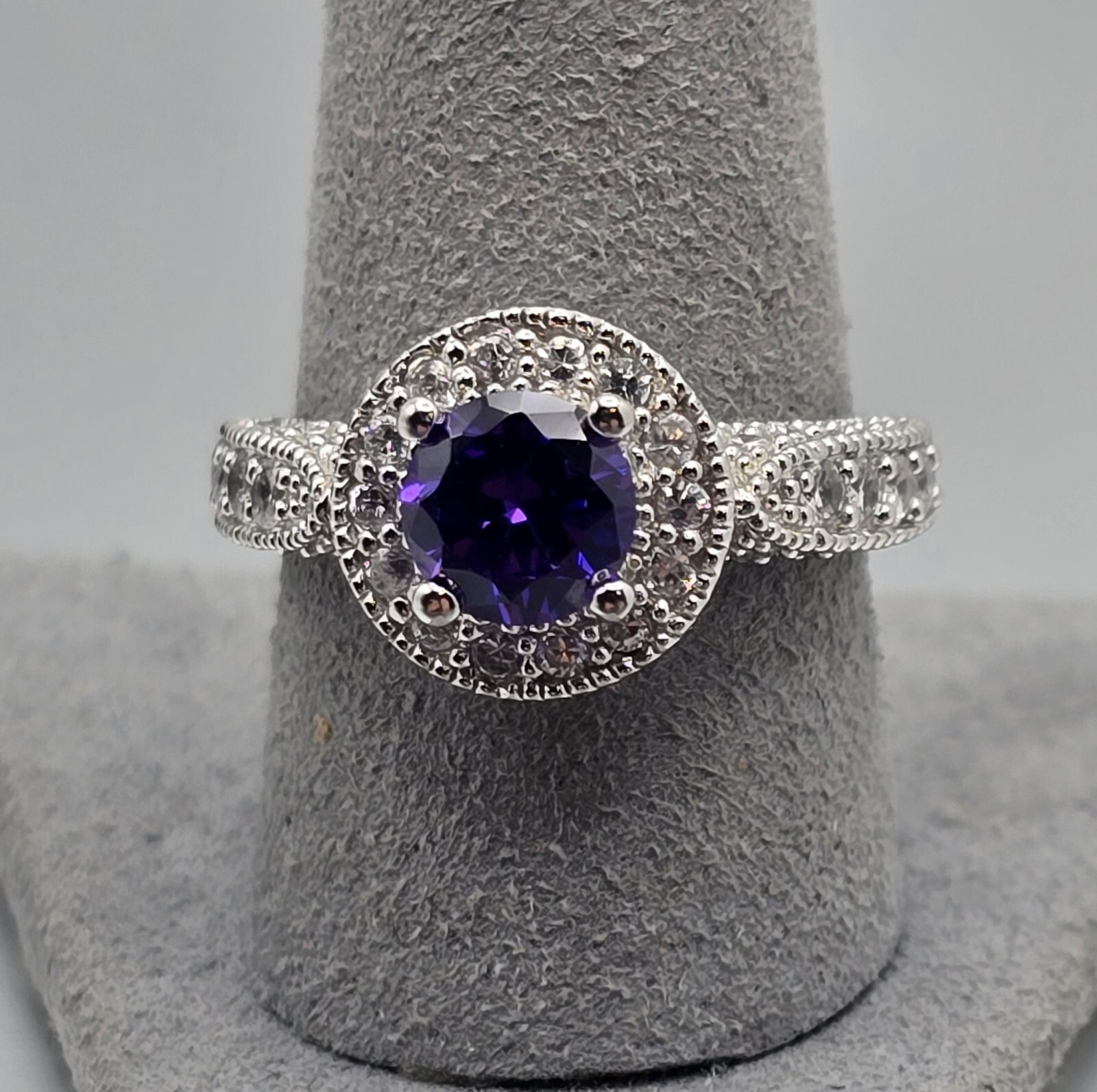 6.5mm Round Cut Amethyst & Pavé Set Sterling Silver Cocktail Ring – Size 7.0