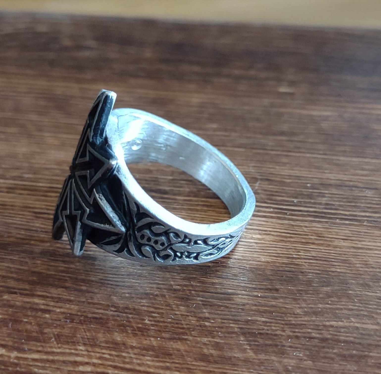 Chaos symbol ring Chaos 8 pointed star pewter ring sizes 7 to 14