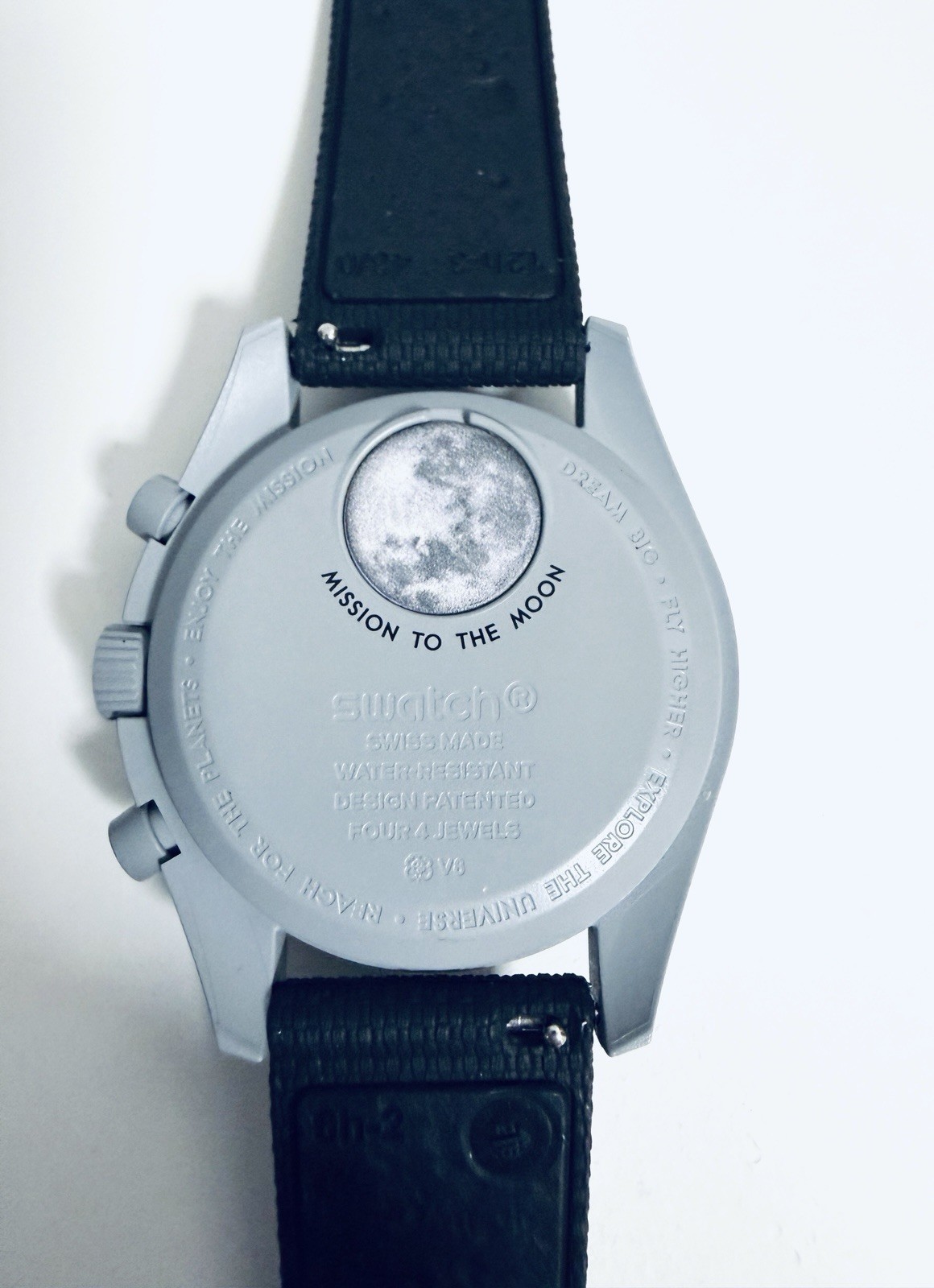 Swatch x Omega Moonswatch Mission to the Moon Gold Flower Moon SO33M102-106 June