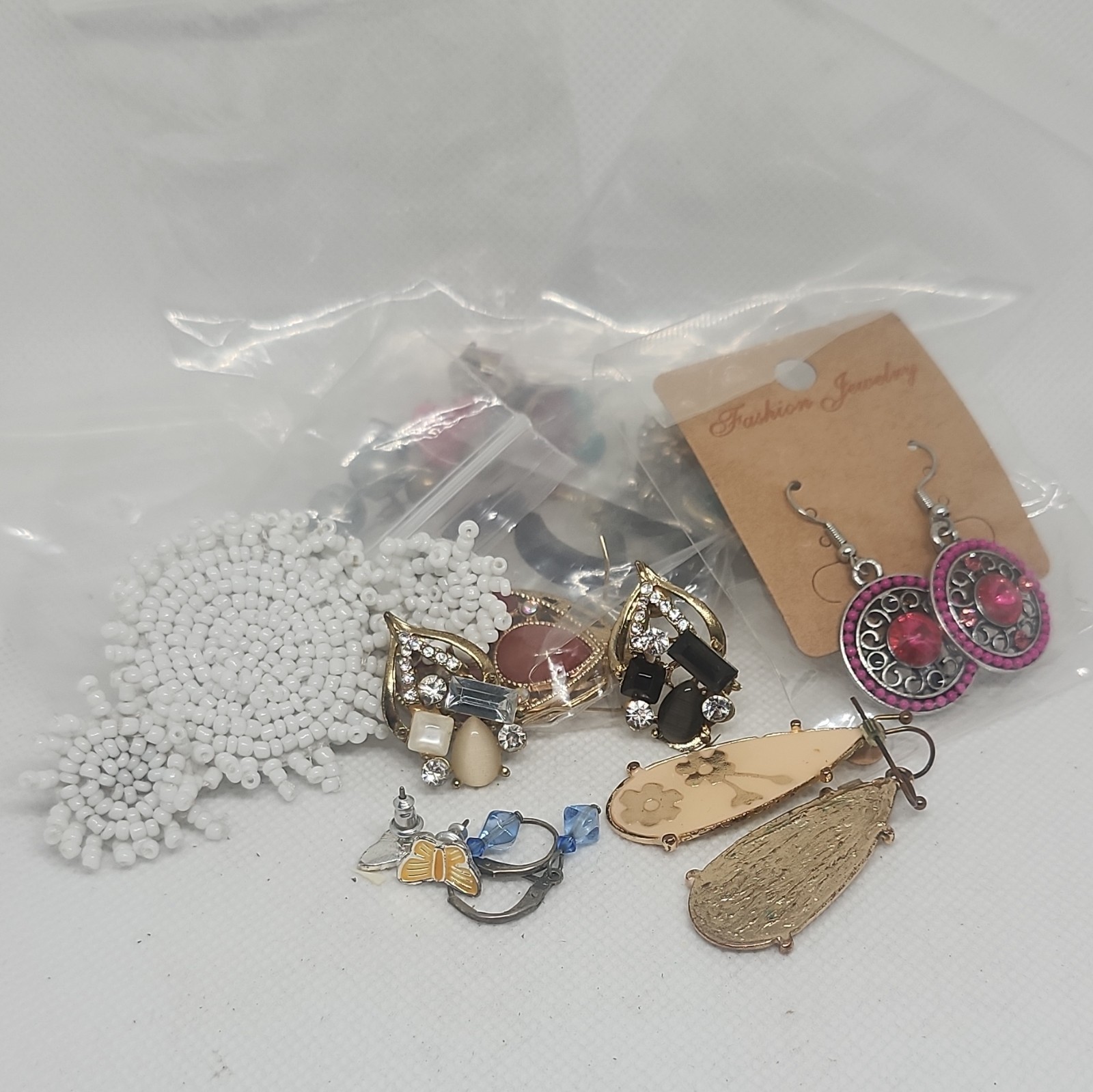 Mixed Lot Fashion Jewelry Women Earrings & Beads Metal/Plastic Rhinestone