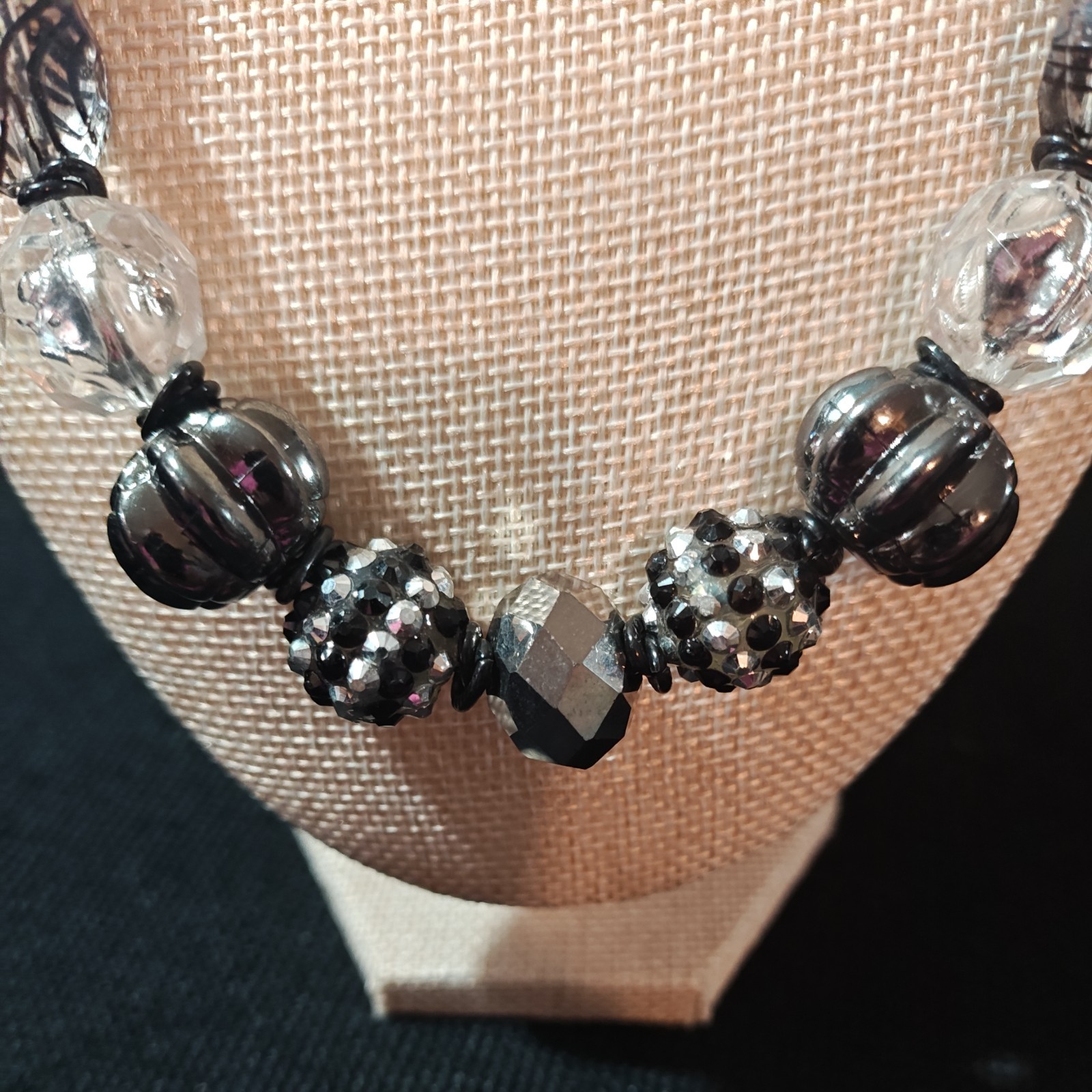 NY Brand Black and White Crystal Beaded Statement Necklace 21” Plus Extender