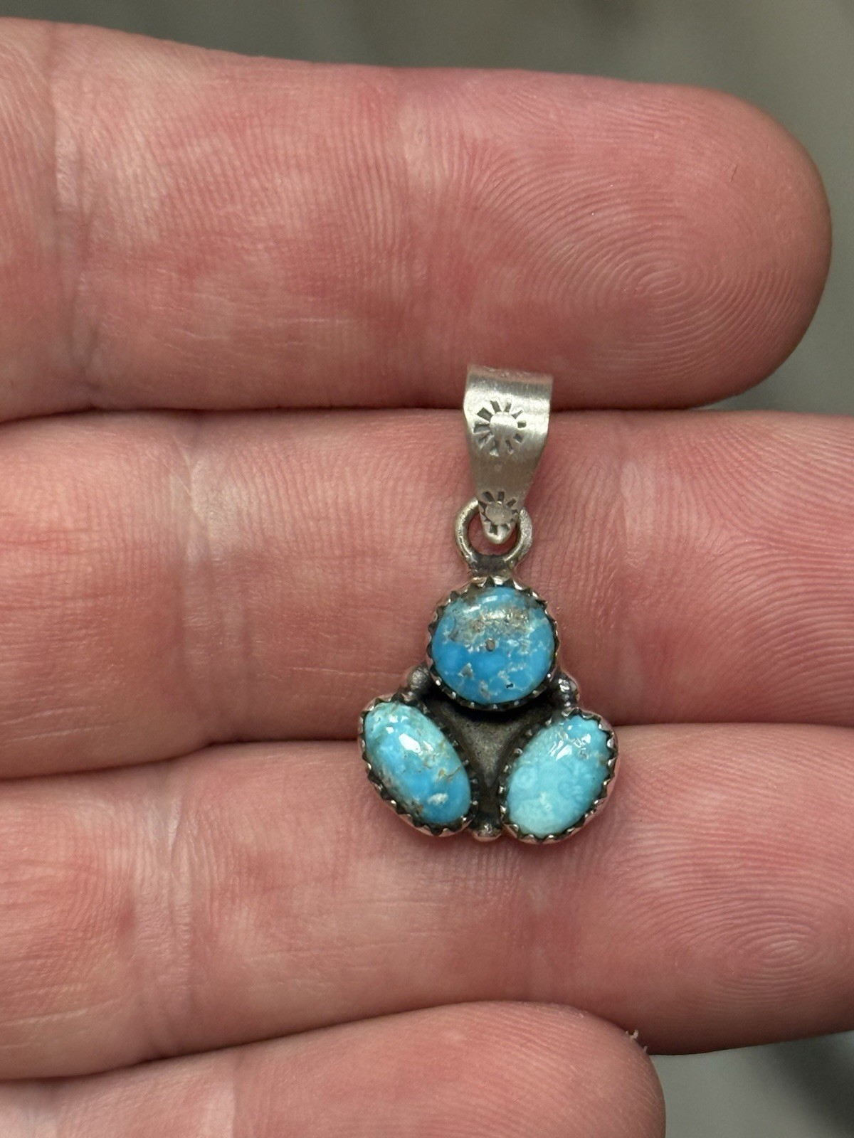 STERLING SILVER WHITE WATER TURQUOISE 3 STONE MIX SHAPE CLUSTER PENDANT .925