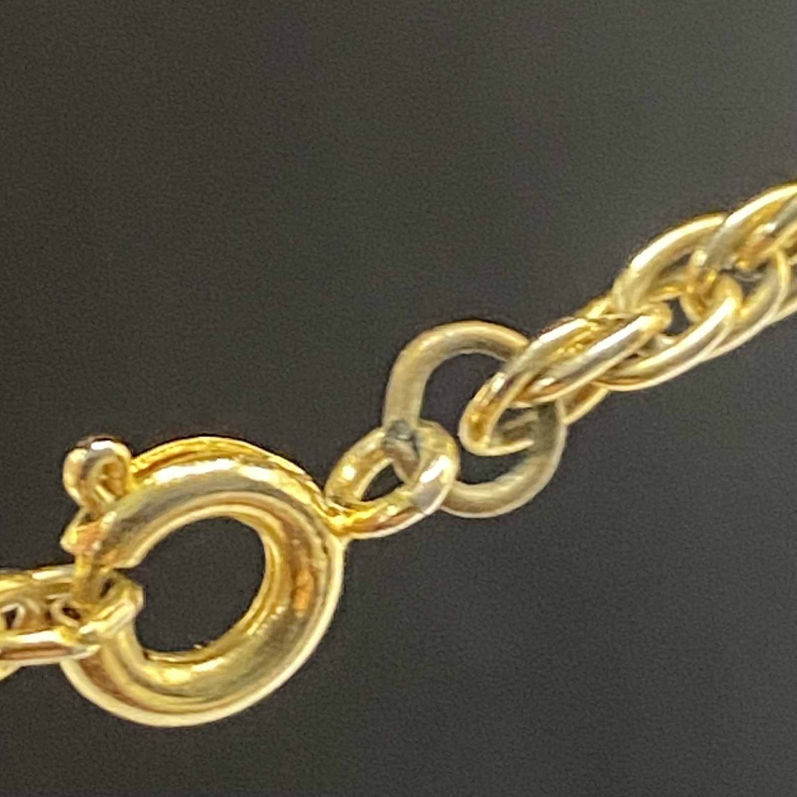Gold Tone Chain Necklace Clear Glass Teardrop Flower Pendant 32 In Jewelry