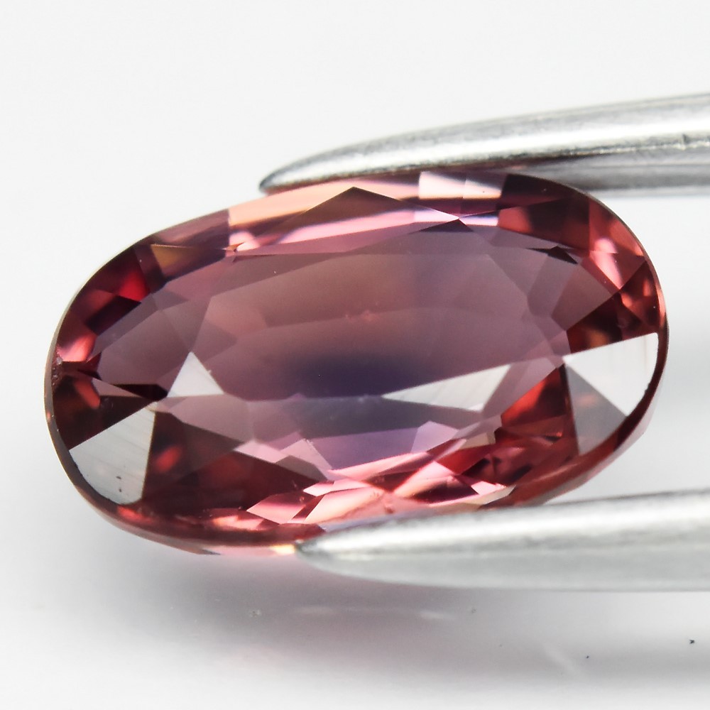 💎 1.25ct 7.7x5mm VVS Oval Purple Pink Sapphire – Unheated, Mozambique Gem